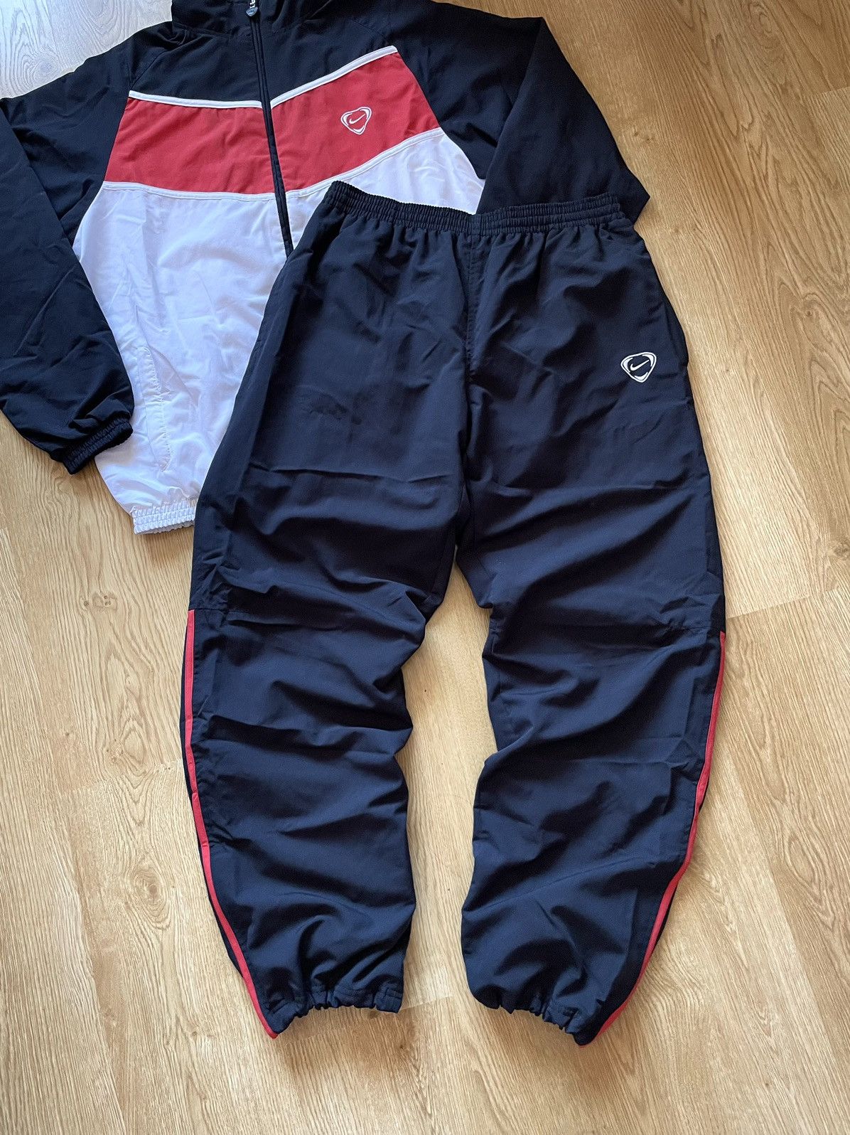 Nike × Vintage Vintage Y2K Nike Drill Windbreaker Track Suit Pants Jacket Size US L / EU 52-54 / 3 - 3 Thumbnail