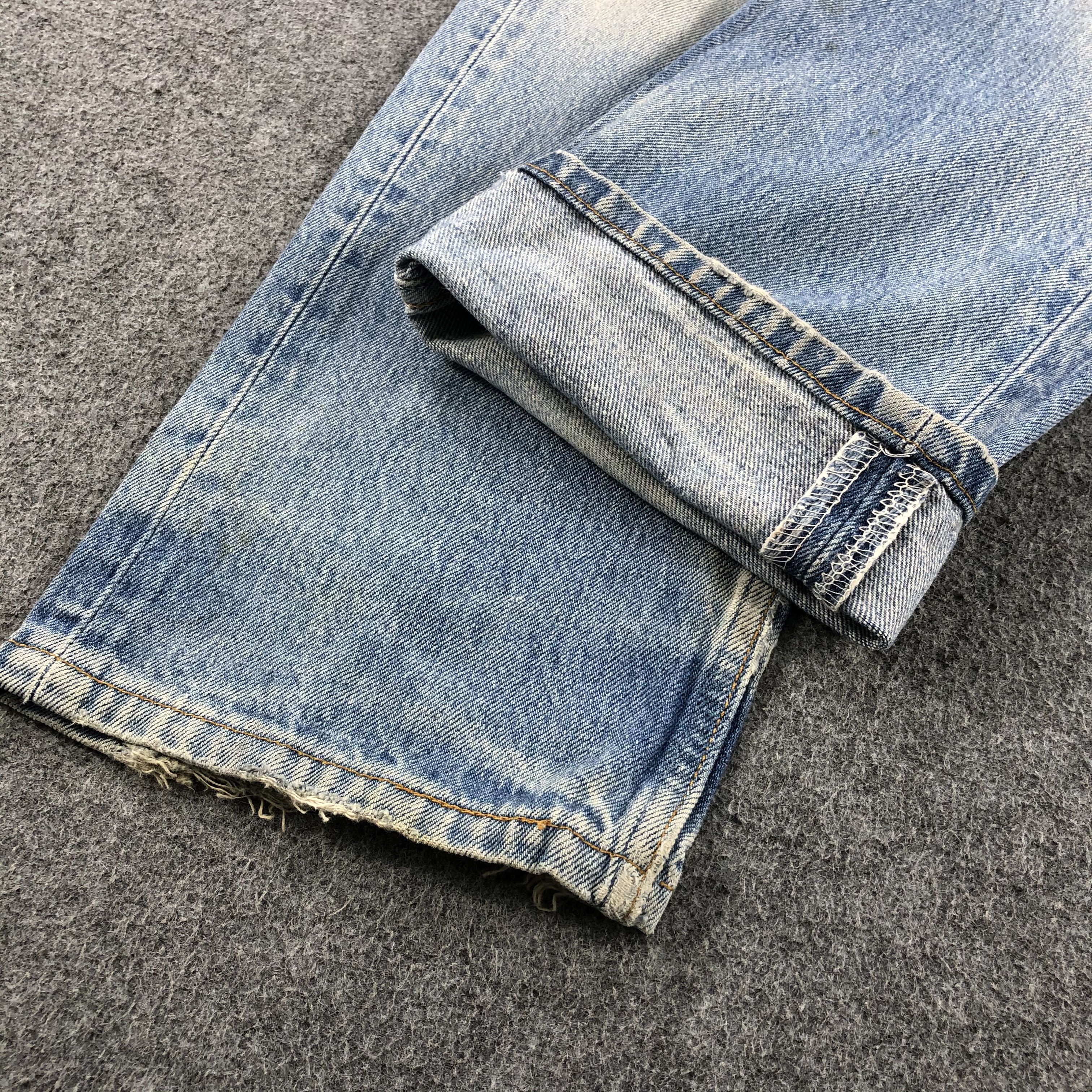 Levi's Vintage 90s Light Wash Levis 501 Jeans-J1451 Size US 28 / EU 44 - 7 Thumbnail