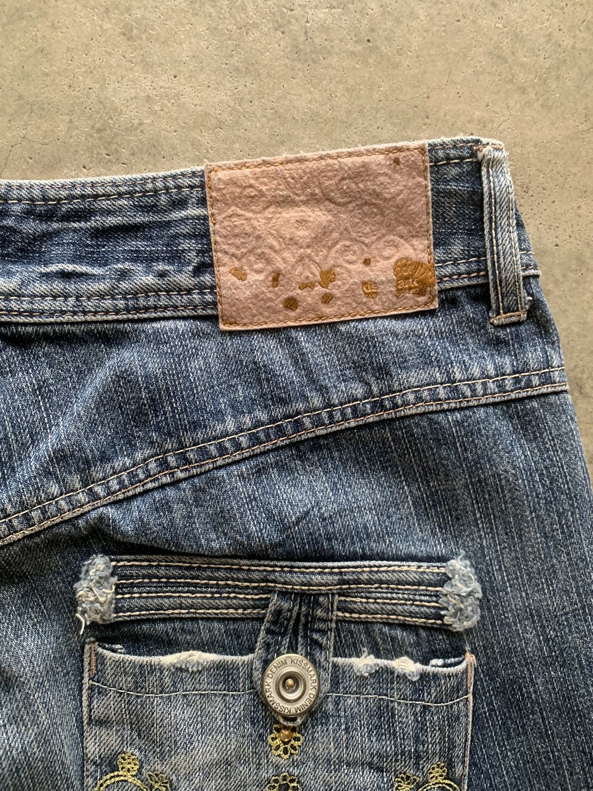 Japanese Brand Kissmark Japan Low Rise Flared Jeans Size US 32 / EU 48 - 10 Thumbnail