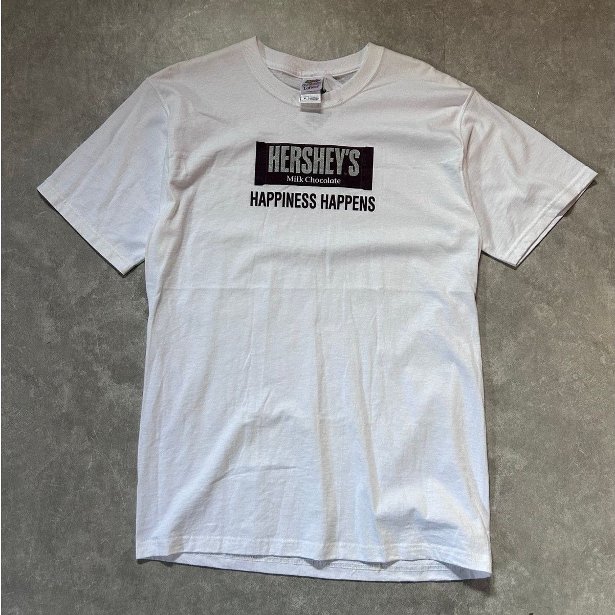 Fruit Of The Loom 2000s Vintage Hershey's Chocolate White T Shirt Size M Size US M / EU 48-50 / 2 - 1 Thumbnail
