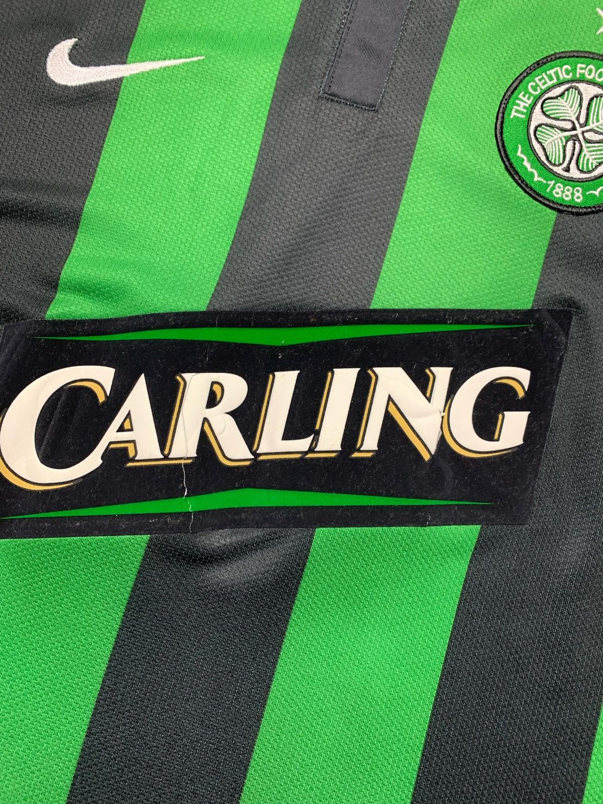 Nike × Vintage Vintage Nike Celtic soccer jersey size L logo Size US L / EU 52-54 / 3 - 3 Thumbnail