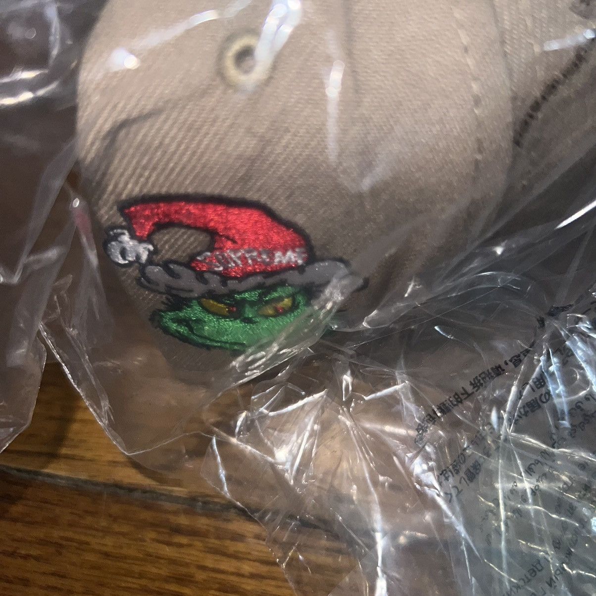 Supreme Supreme Grinch Box Logo New Era Fitted Hat Khaki Size: 7 1/4 Size ONE SIZE - 7 Thumbnail