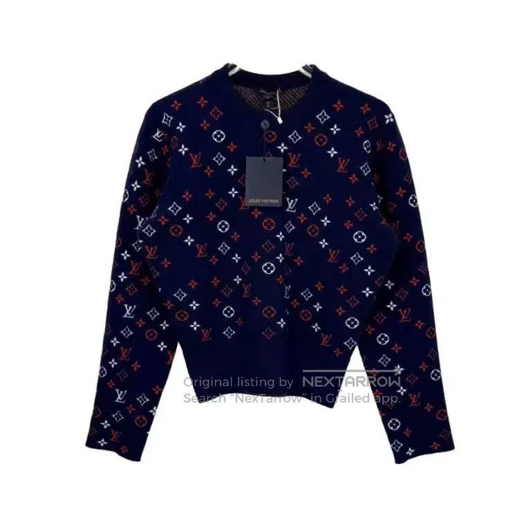 Louis Vuitton Louis Vuitton Blue full logo sweater Size US XS / EU 42 / 0 - 1 Thumbnail