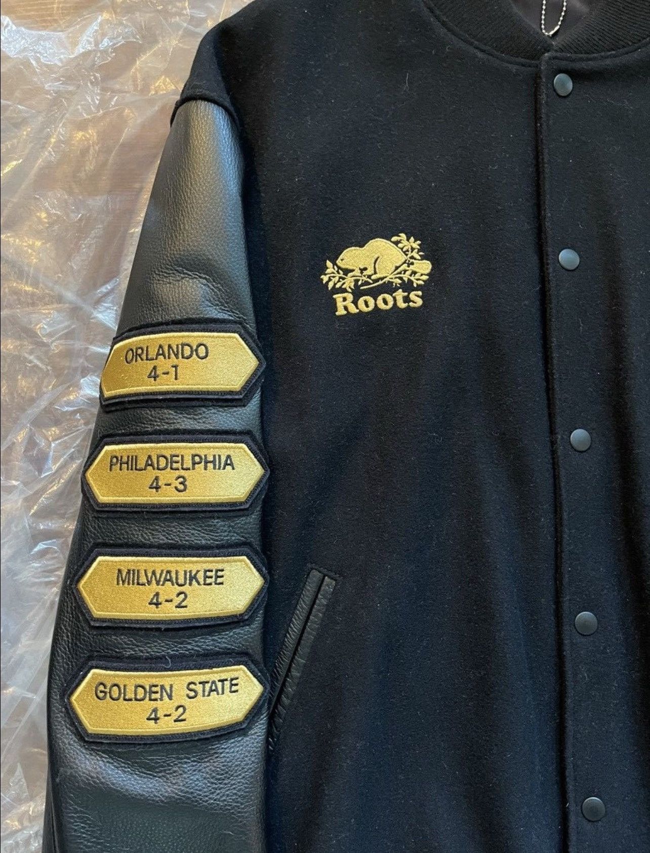 Roots 2019 ROOTS x TORONTO RAPTORS CHAMPIONSHIP JACKET Size US XXL / EU 58 / 5 - 5 Thumbnail