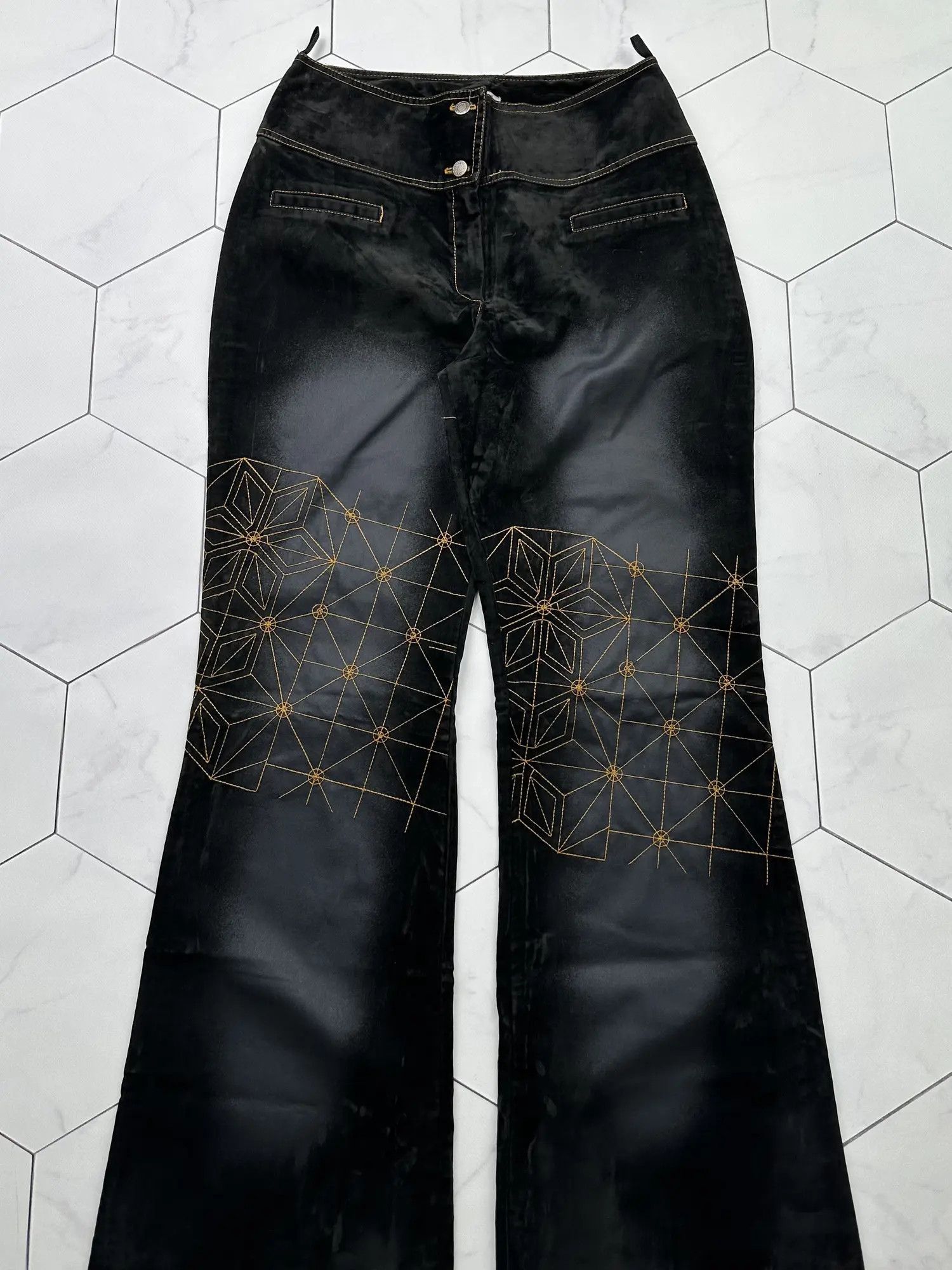 Japanese Brand Vintage Faded Amazing Flare Pants (B447)E2D15 Size 26" / US 2 / IT 38 - 2 Thumbnail