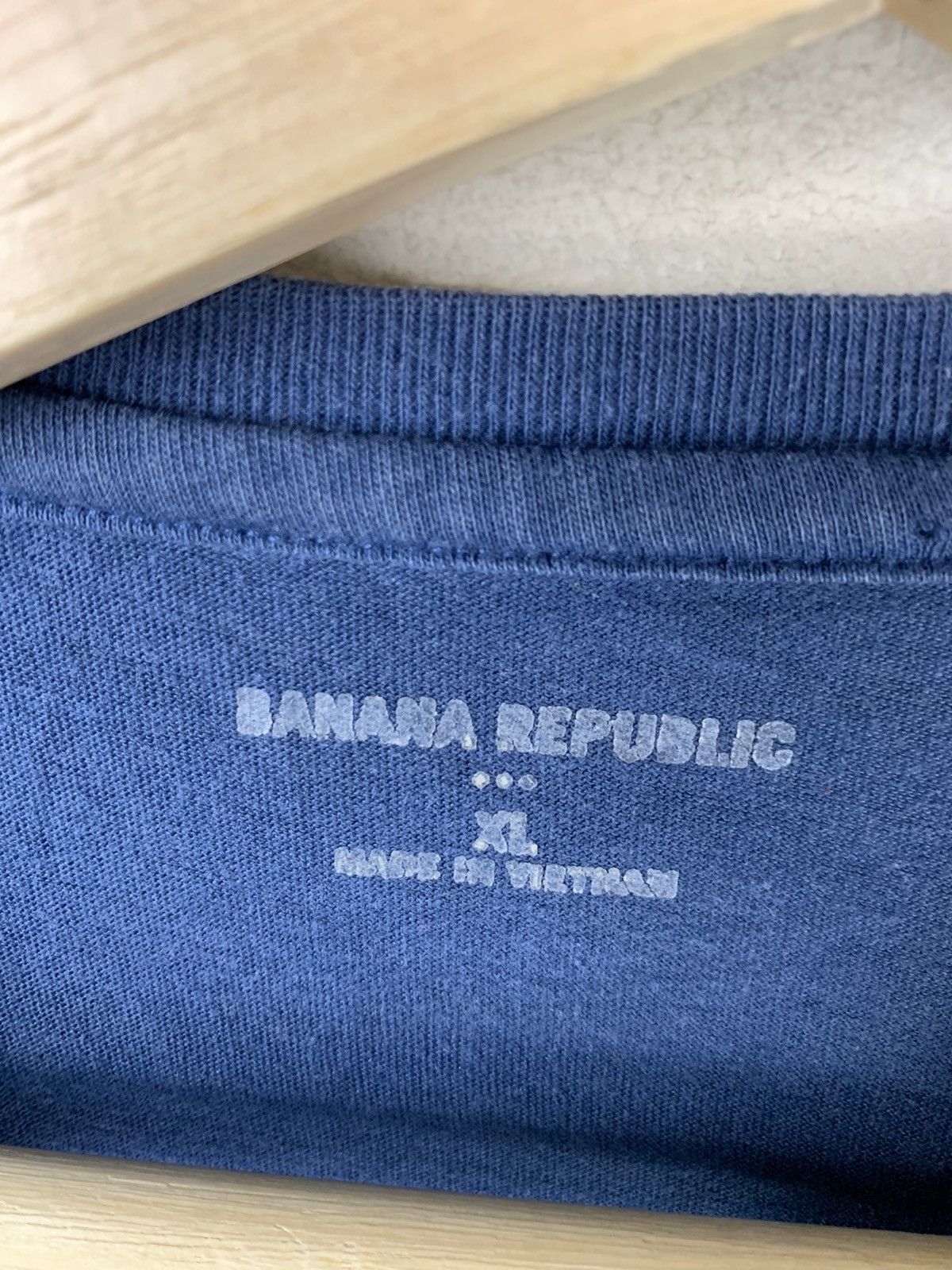 Vintage Vintage Banana Republic Arc Logo Tee Size US XL / EU 56 / 4 - 2 Thumbnail