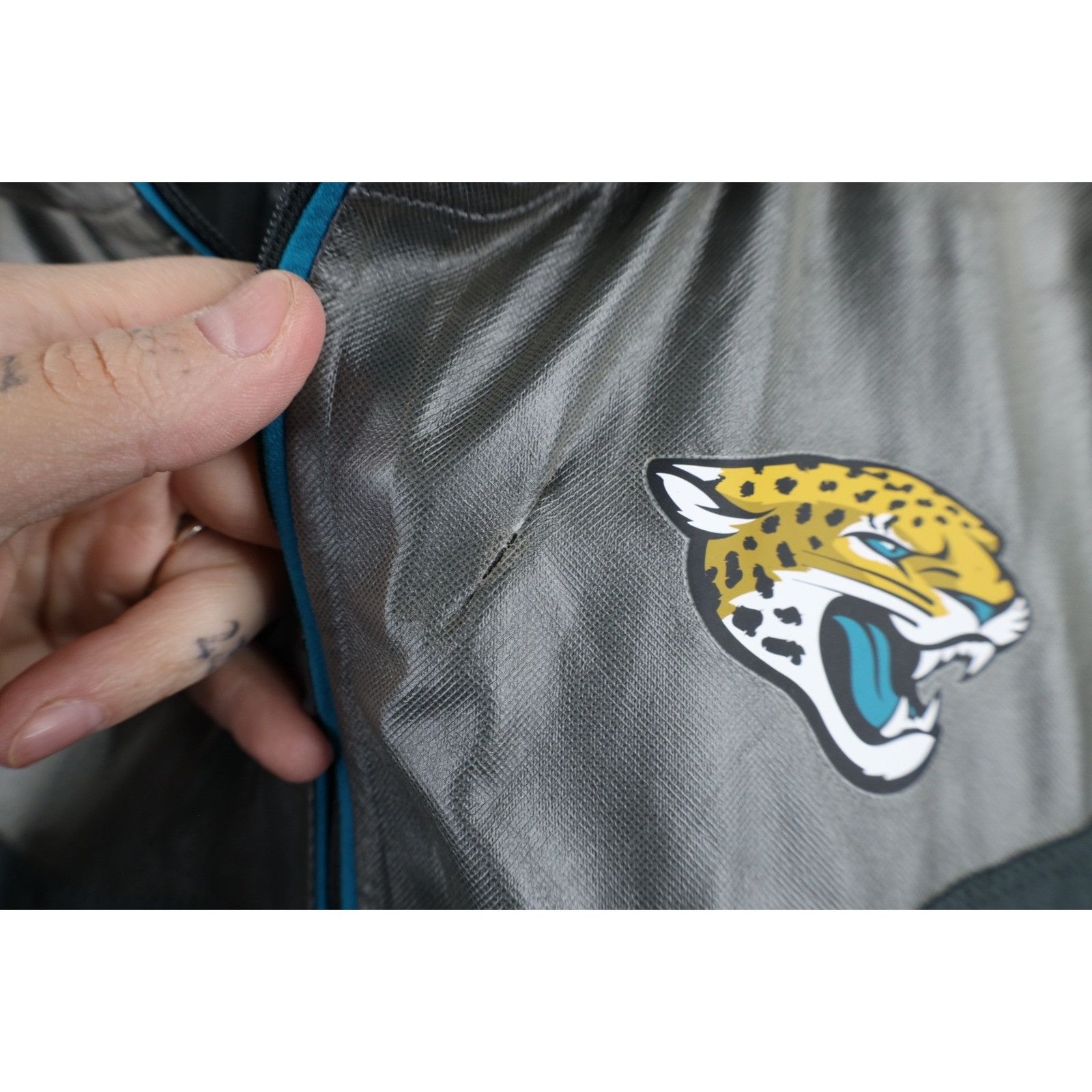 Nike Nike On Field Team Issued Jacksonville Jaguars Jacket Size US L / EU 52-54 / 3 - 6 Thumbnail