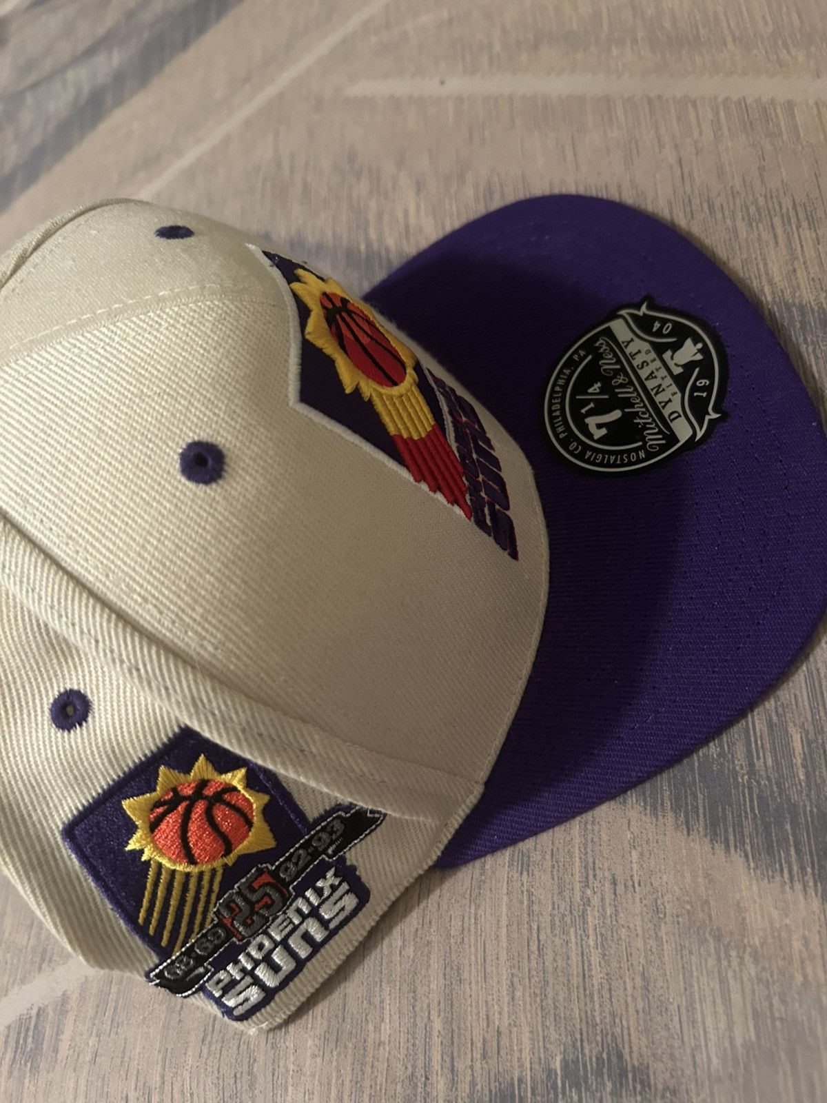 Mitchell & Ness Phoenix Suns Fitted Hat Size ONE SIZE - 4 Thumbnail