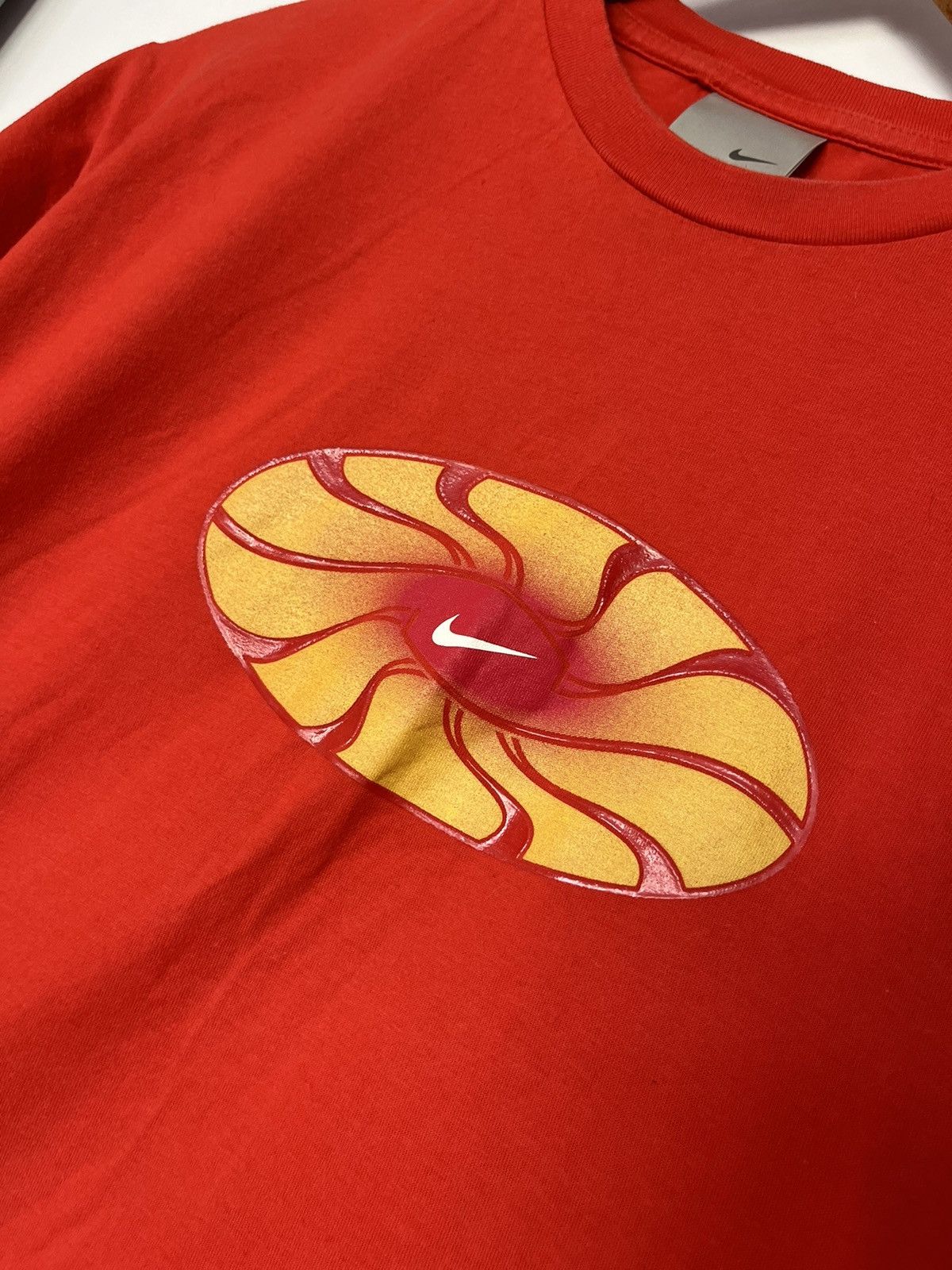 Nike Vintage Nike TN Center Swirl Logo Tee Tuned Air Max Plus TL Size US M / EU 48-50 / 2 - 2 Thumbnail