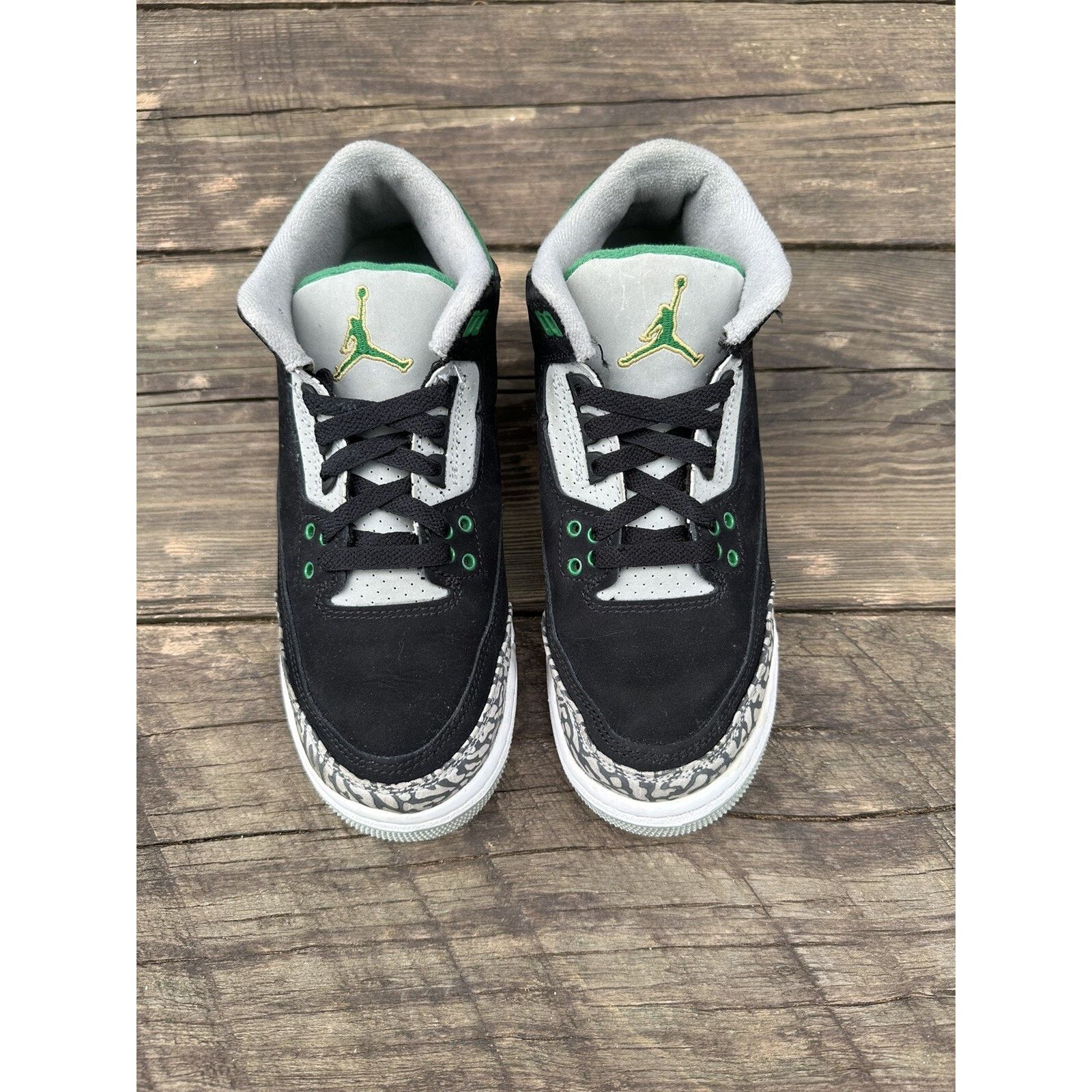 Jordan Brand Jordan 3 Retro Pine Green GS - Size 5.5Y Size US 5.5 / EU 38 - 4 Thumbnail