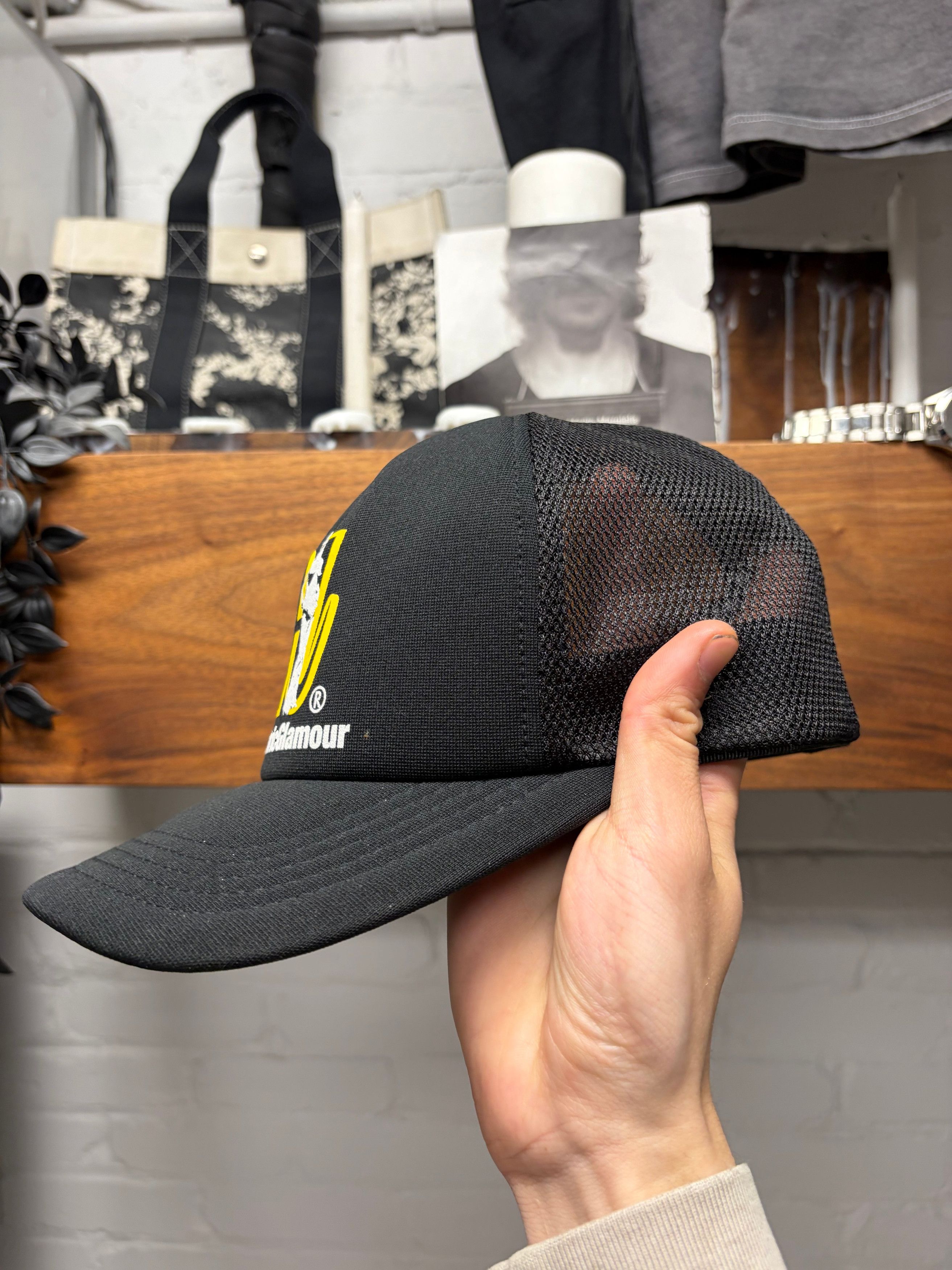 Hysteric Glamour Hysteric Glamour ‘H Logo’ Black Snapback Trucker Hat Size ONE SIZE - 3 Thumbnail
