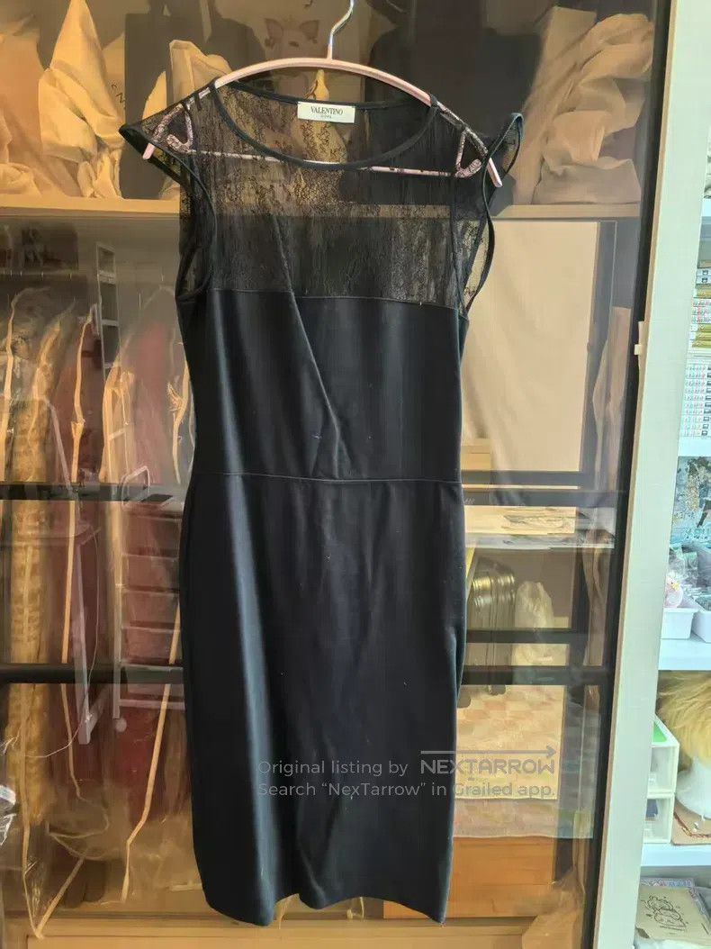 Valentino Valentino Little black dress with classic lace stitching Size L / US 10 / IT 46 - 1 Thumbnail