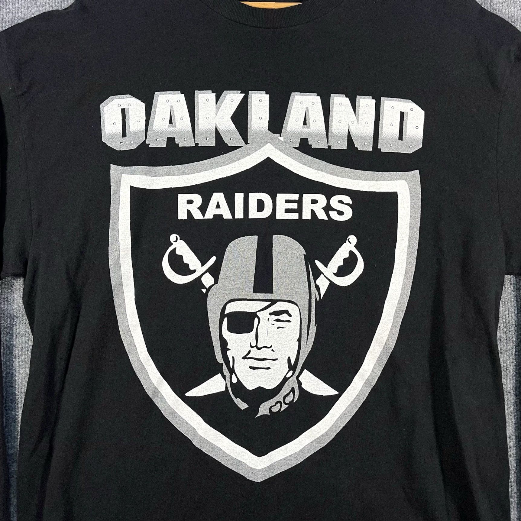 NFL VINTAGE NFL Oakland Raiders T-Shirt Large Black Short Sleeve Graphic Print Sports Mens Size US L / EU 52-54 / 3 - 2 Thumbnail