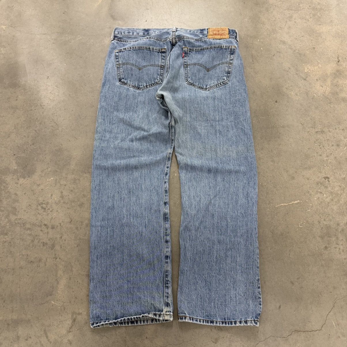 Levi's Levi’s 501 Straight Leg Jeans Light Wash 38x30 Size US 38 / EU 54 - 1 Thumbnail