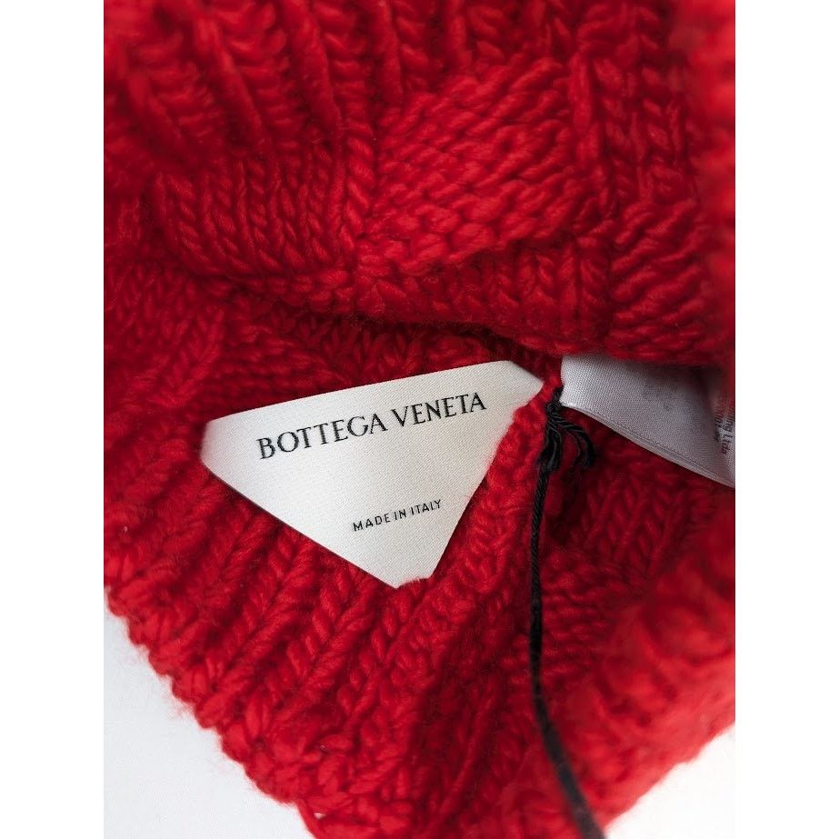 Bottega Veneta o1rshd1 Size: M / HandKnit Wool Square Beanie/Hat in Red Size ONE SIZE - 10 Thumbnail