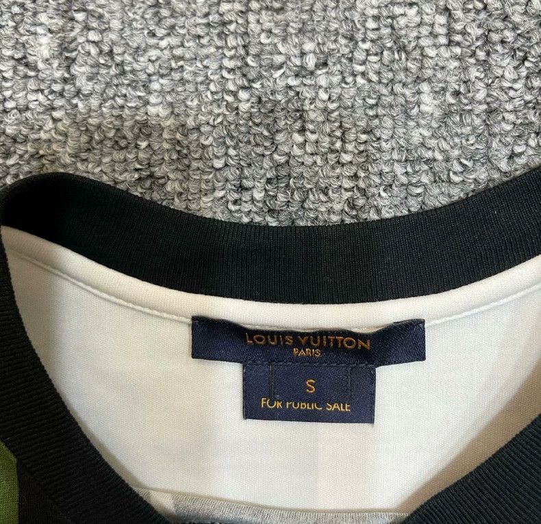 Louis Vuitton Louis Vuitton Cotton summer T-shirt Size US S / EU 44-46 / 1 - 6 Thumbnail