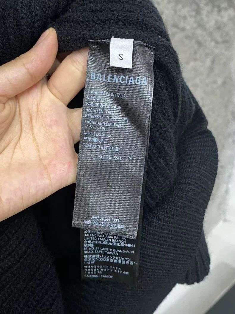 Balenciaga Balenciaga Label Knit Sweater Size S-2506 Size US S / EU 44-46 / 1 - 6 Thumbnail