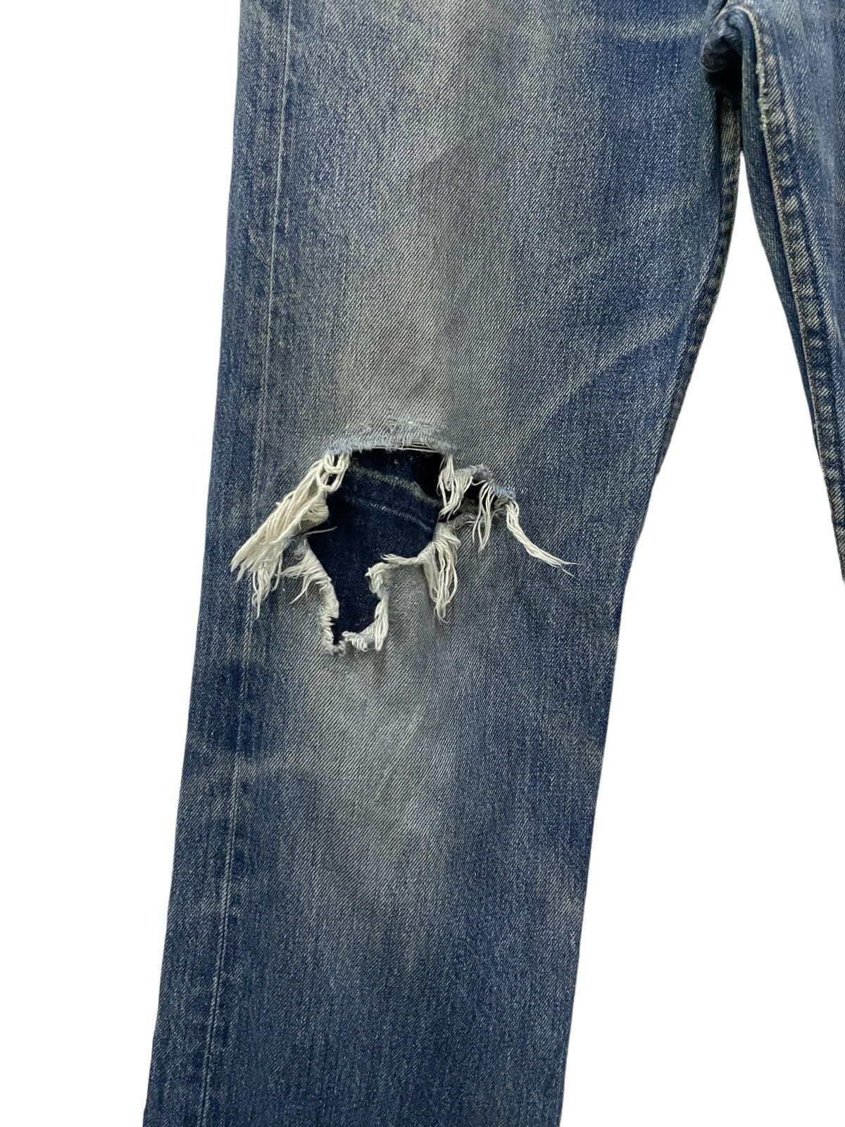 Levi's × Vintage Vintage 90s Levis 501 Japan Made Distressed Repaired Jeans Size US 30 / EU 46 - 6 Thumbnail