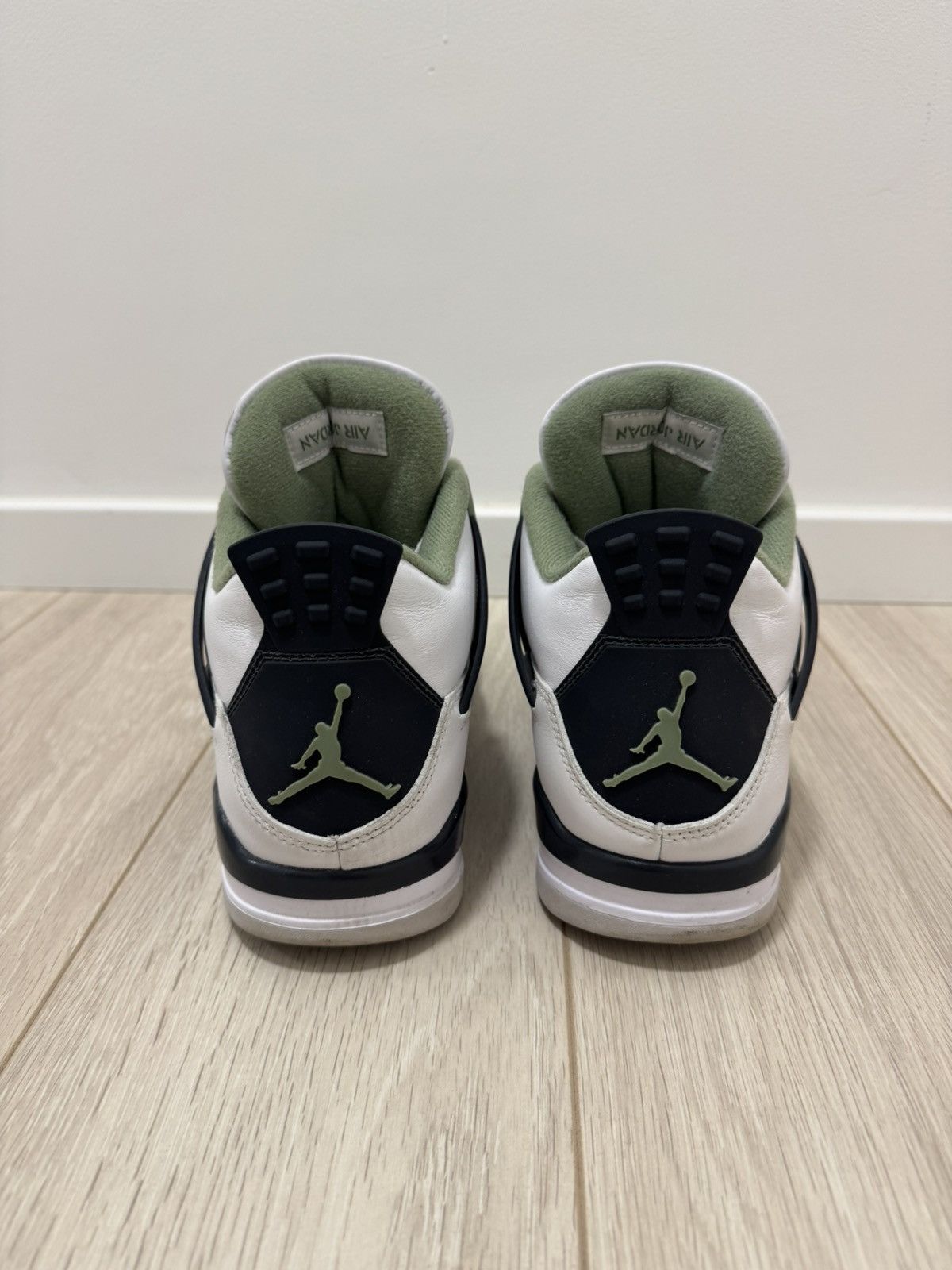Jordan Brand Jordan 4 Seafoam Size US 11 / EU 44 - 4 Thumbnail