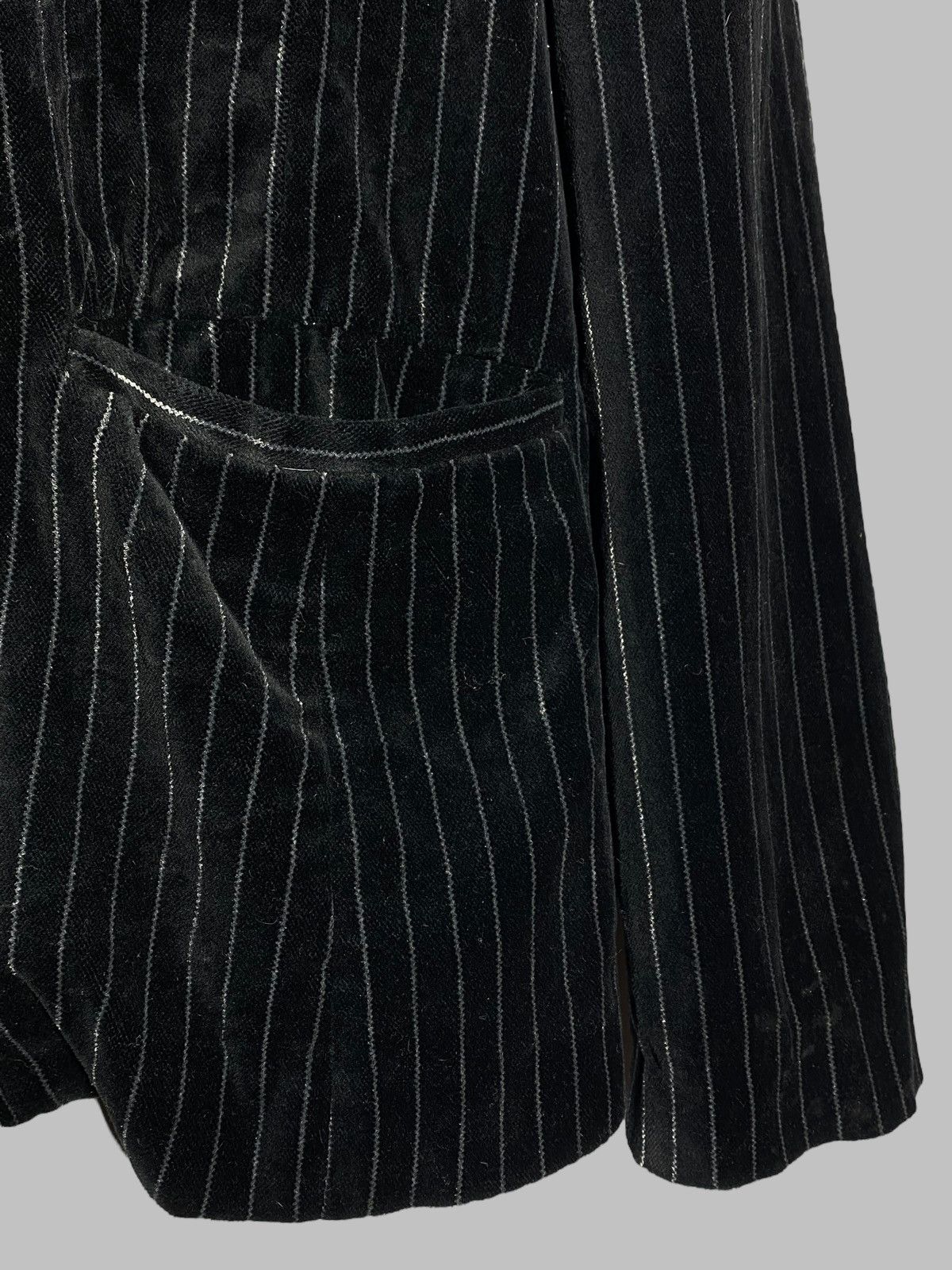 Armani Vintage 90s Armani Jeans Velour Striped Black Women’s Blazer Size M / US 6-8 / IT 42-44 - 11 Thumbnail