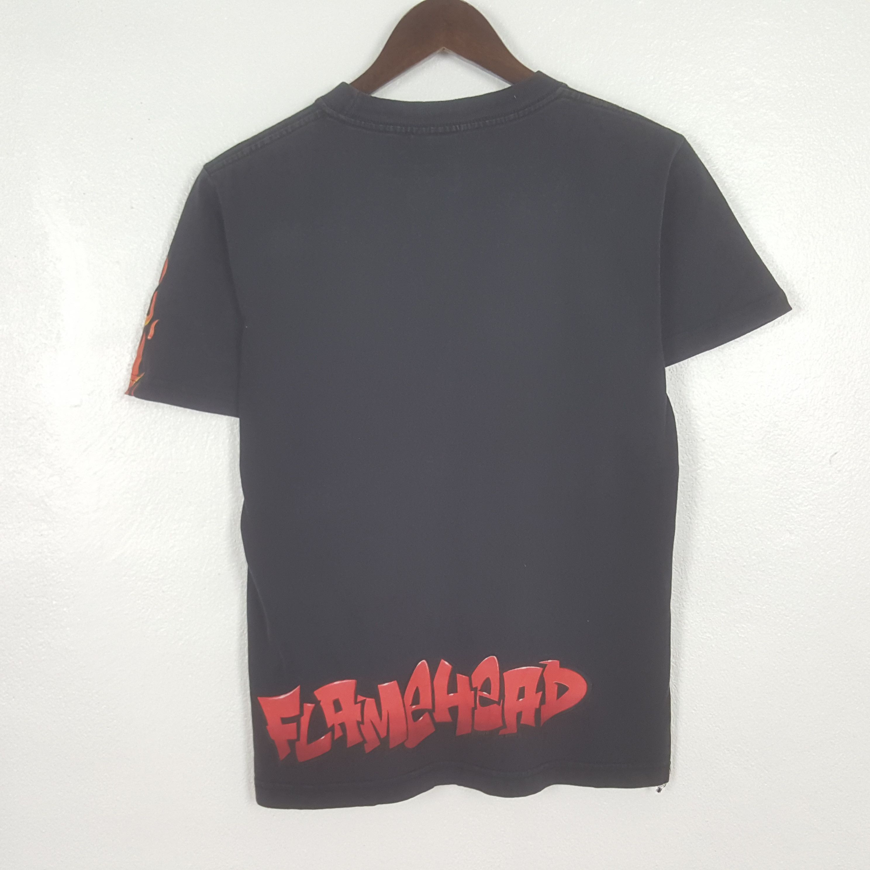 Other Vintage Flame head Skateboard Tshirt Size US S / EU 44-46 / 1 - 3 Thumbnail