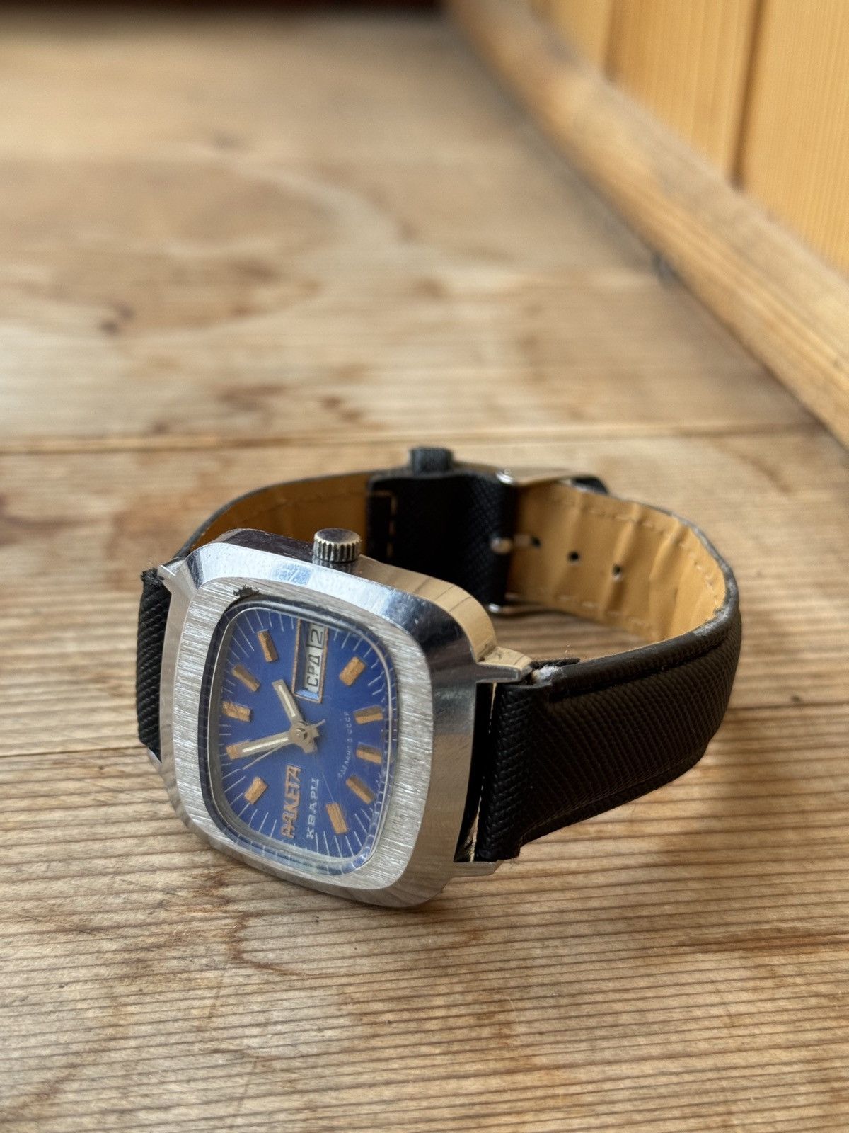 Designer × Vintage 🚀Raketa USSR 90s Watch awesome rare heavy *Ракета* Size ONE SIZE - 3 Thumbnail