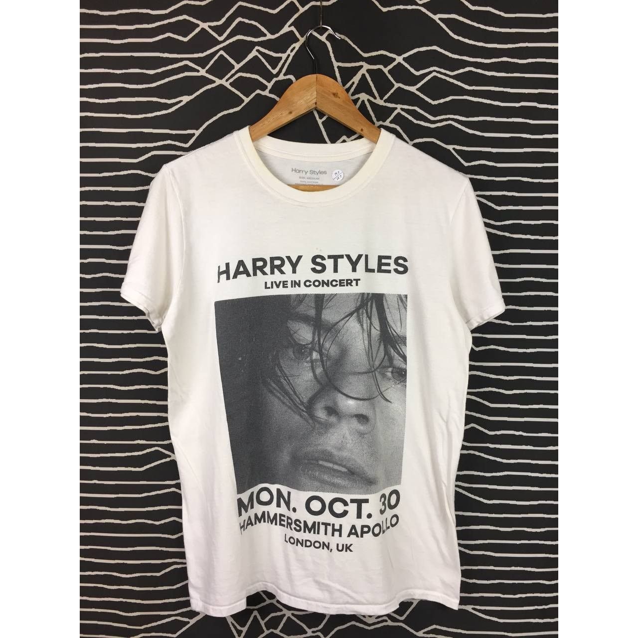 Band Tees Harry Styles Live In Concert Hammersmith Apollo London Tee Size US M / EU 48-50 / 2 - 1 Thumbnail