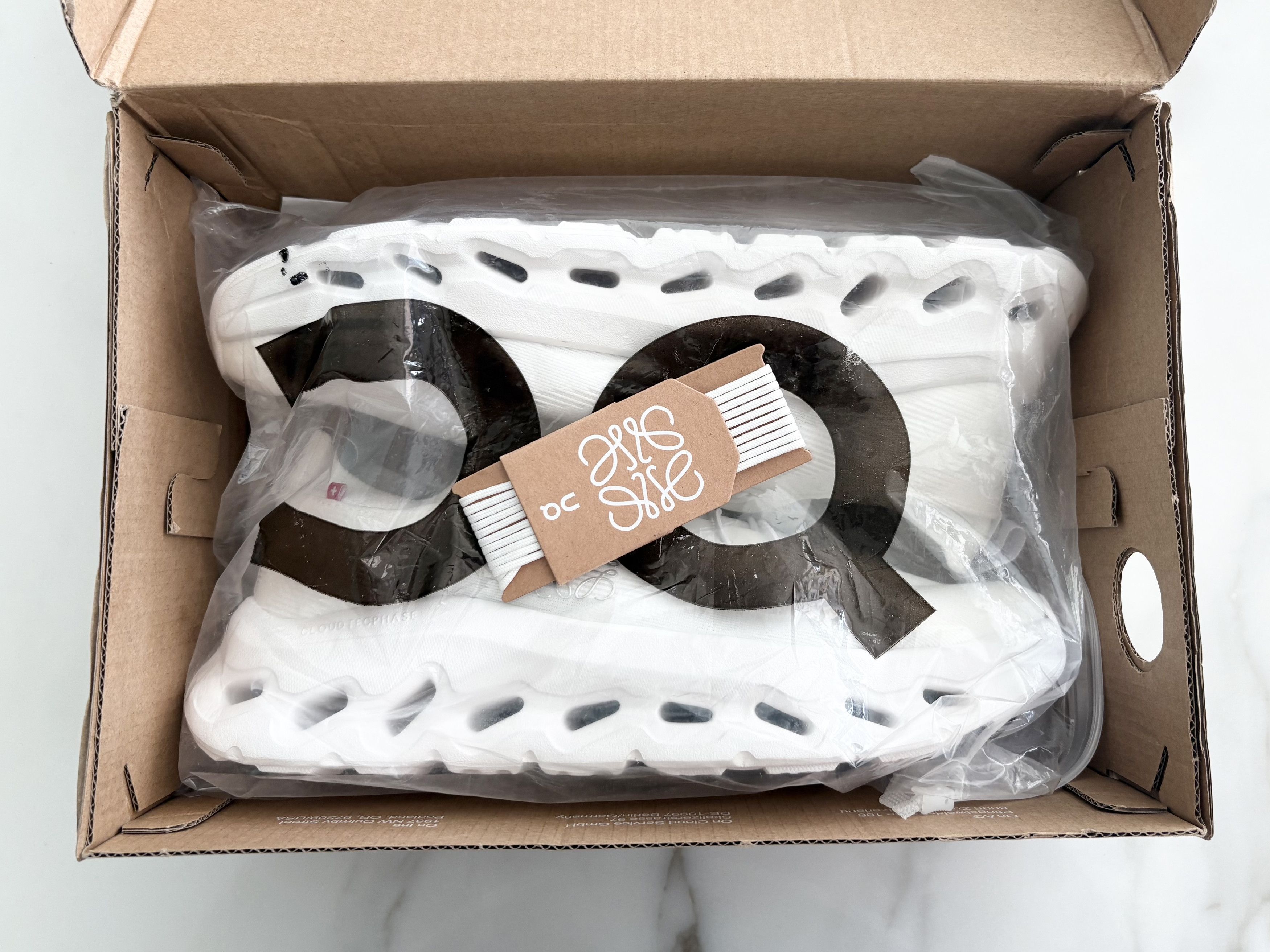 Loewe × On On Running Cloudtilt LOEWE All White Size US 8.5 / EU 41-42 - 5 Thumbnail
