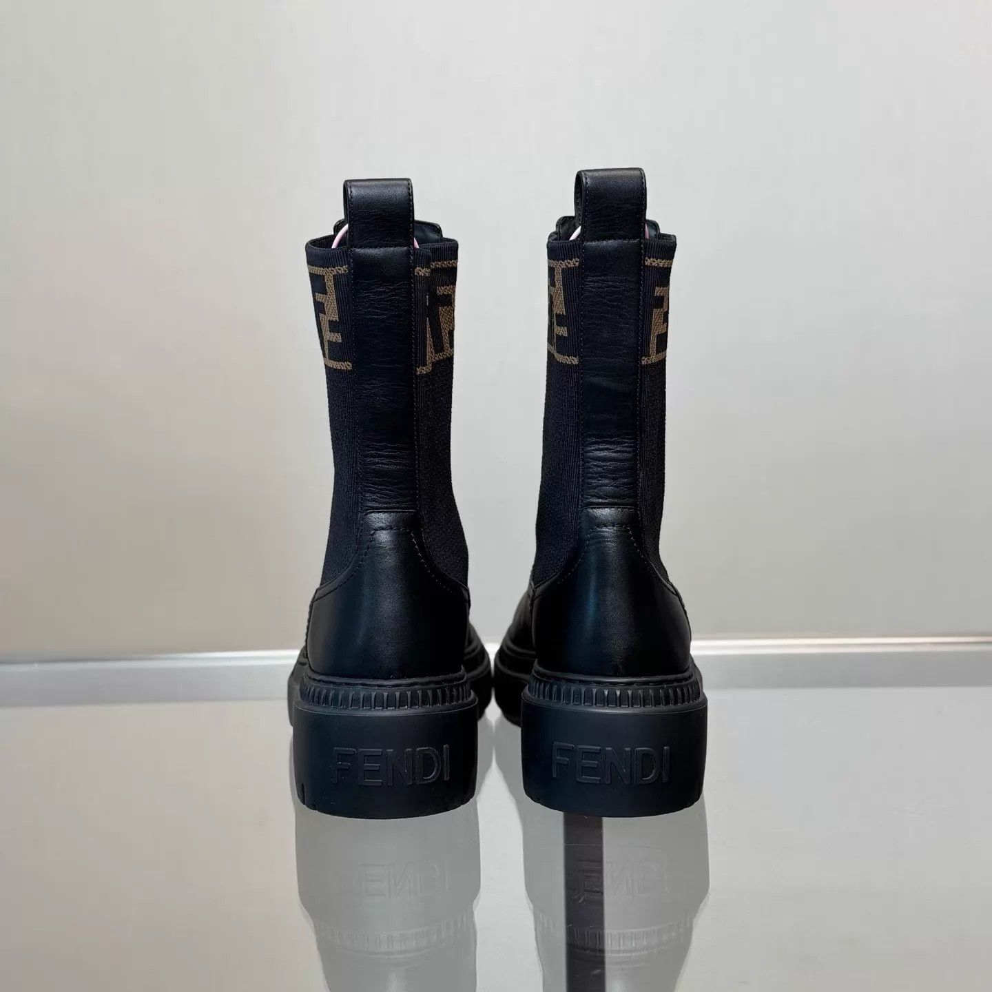 Fendi Fendi Domino Monogram Chelsea Boots 37 Unworn Size US 6.5 / IT 36.5 - 5 Thumbnail