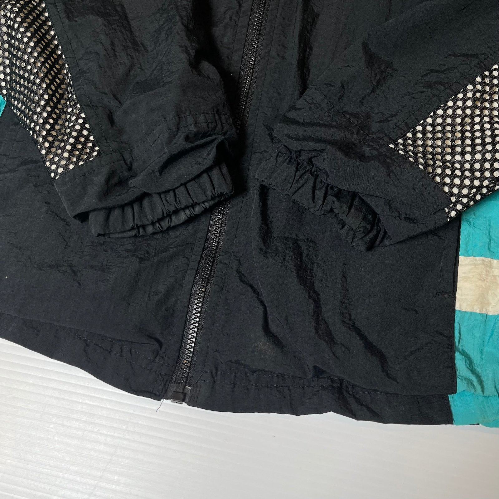 Champion 90s Champion Vancouver Grizzlies Light Jacket Women's XXL Size XXL / US 16-18 / IT 52-54 - 8 Thumbnail