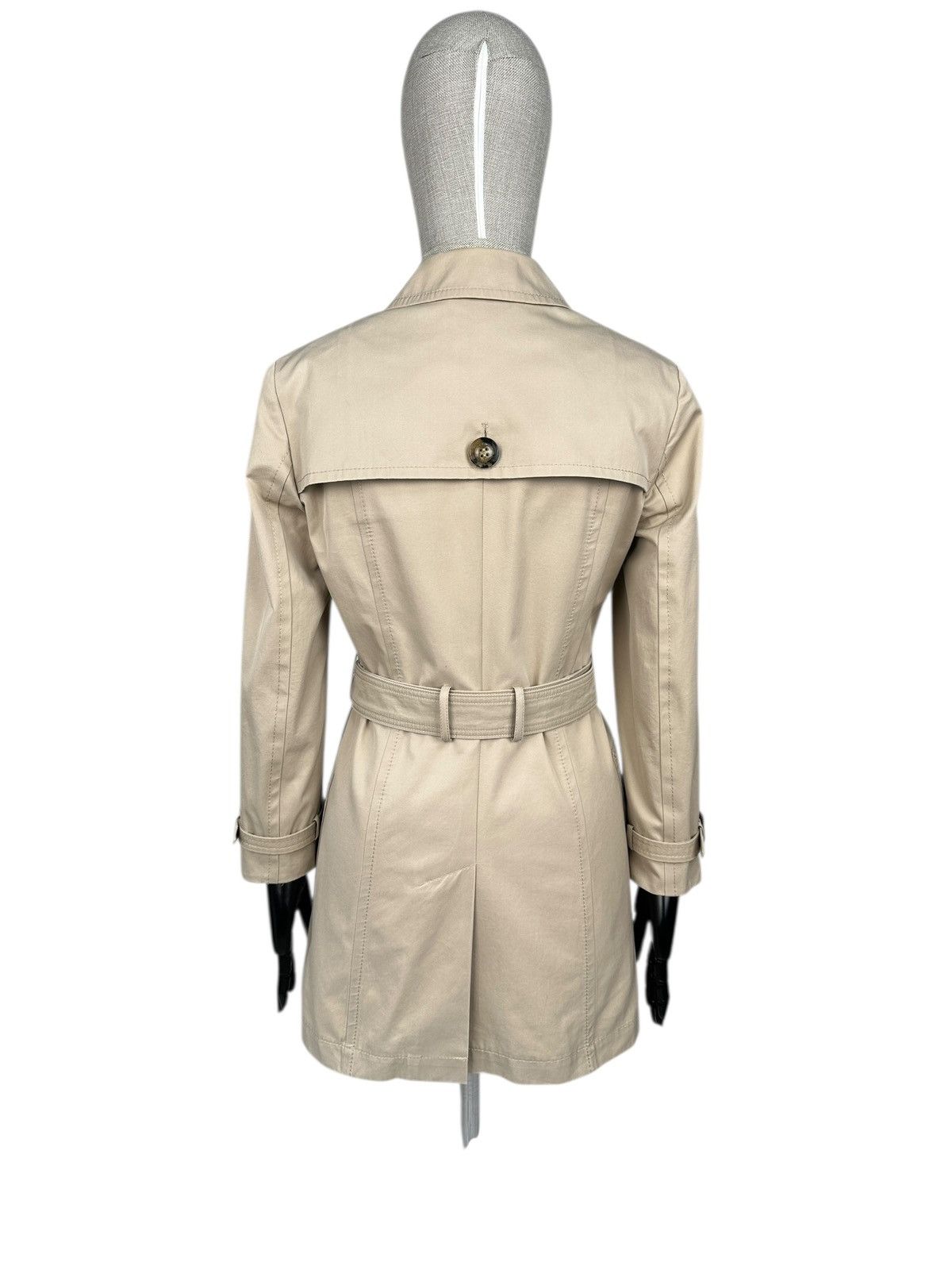 Weekend Max Mara Weekend Max Mara Double-Breasted Beige Trench Coat size 42 Size M / US 6-8 / IT 42-44 - 2 Thumbnail