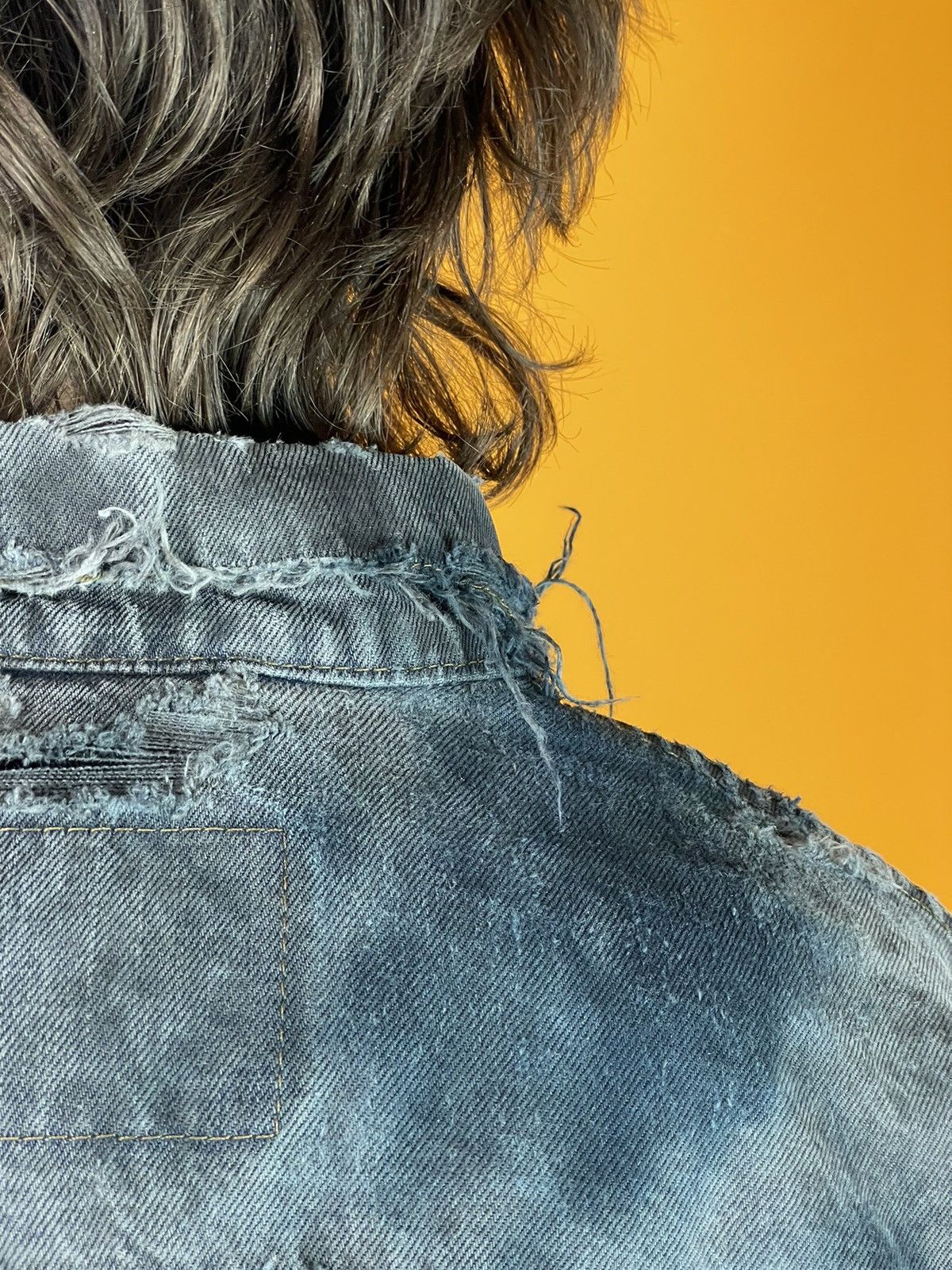 Levi's Distressed ThrashedLevis Trucker Denim jacket UNIQUE RARE Size US M / EU 48-50 / 2 - 4 Thumbnail