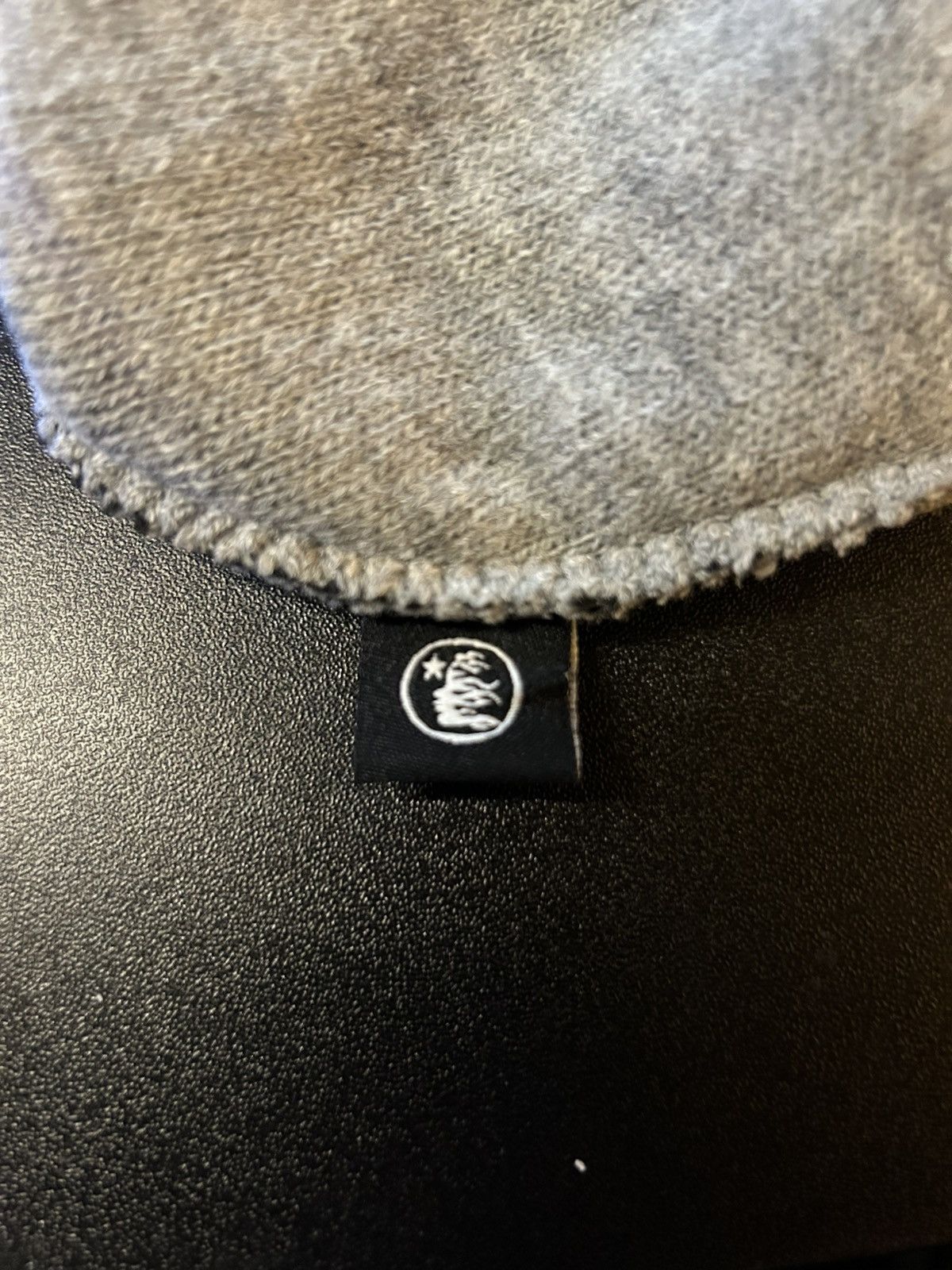 HELLSTAR Hellstar Flame Beanie 'Grey' Size ONE SIZE - 4 Thumbnail