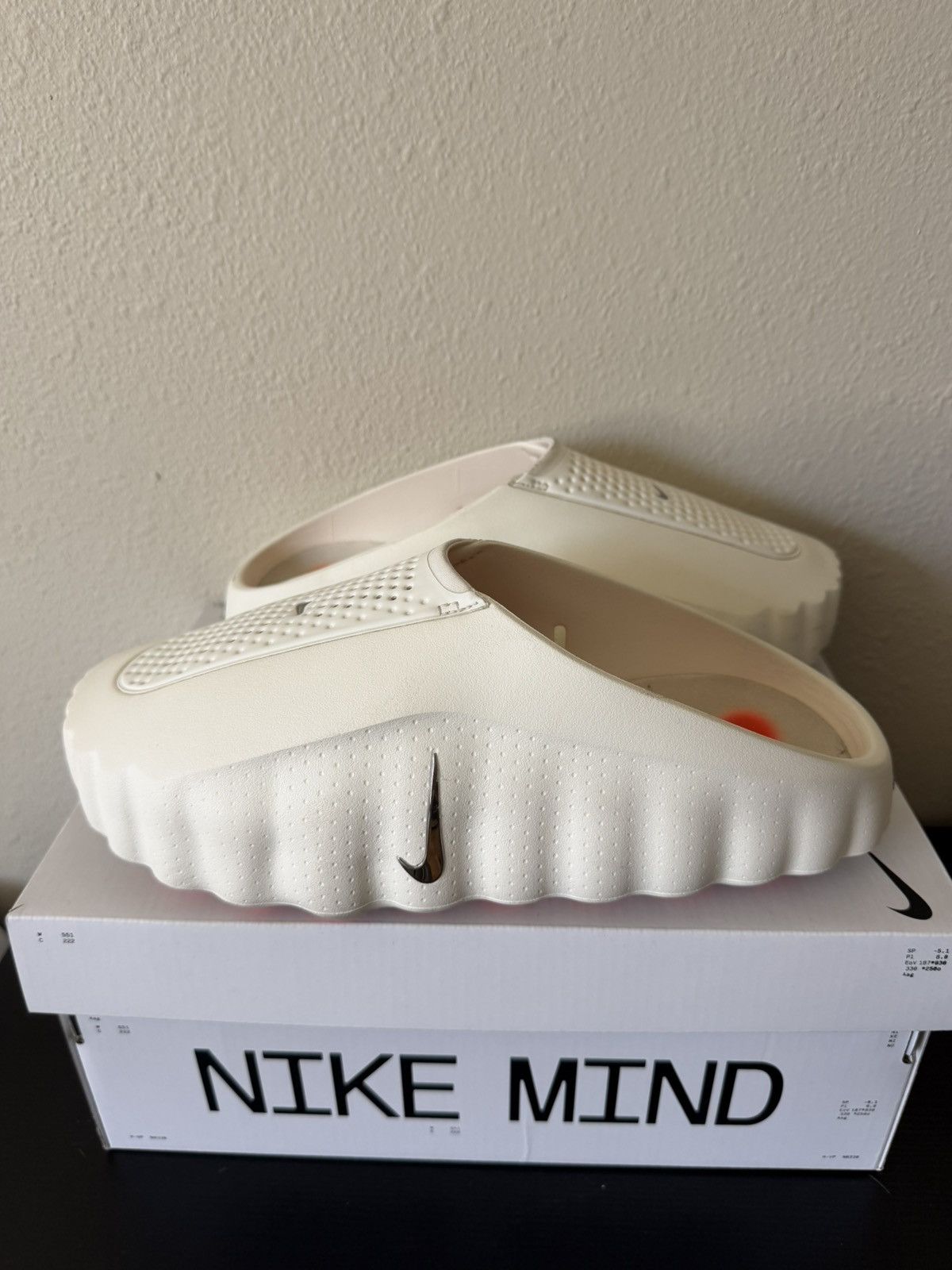 Nike Mind Slide 001 Sail Womens Size 11W/10M