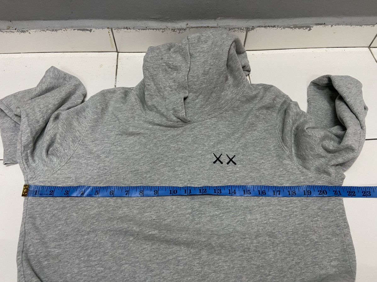 Kaws × Uniqlo KAWS X UNIQLO SESAME STREET HOODIE Size US M / EU 48-50 / 2 - 10 Thumbnail