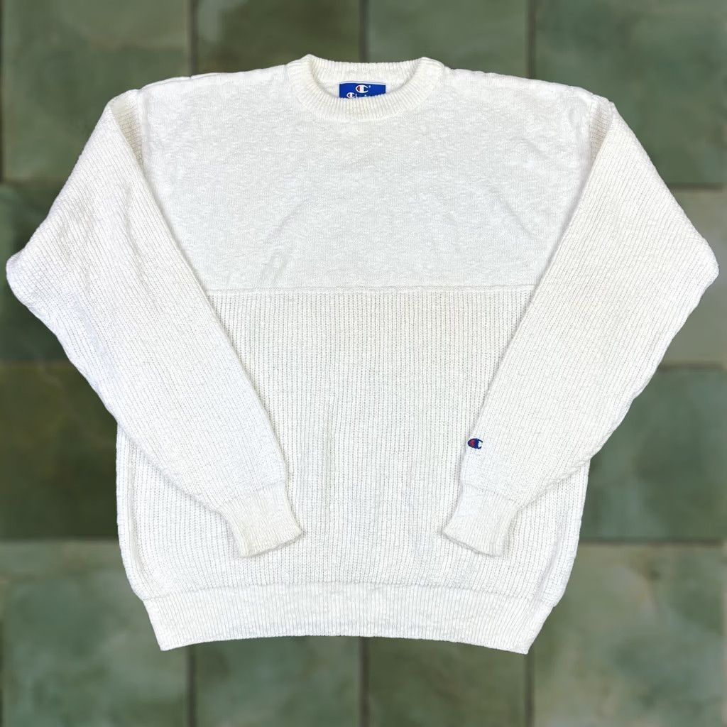 Champion VINTAGE Champion Sweatshirt Beige 100% Cotton XL Embroidered Logo Men’s Classic Pullover 80s Size US XL / EU 56 / 4 - 1 Thumbnail