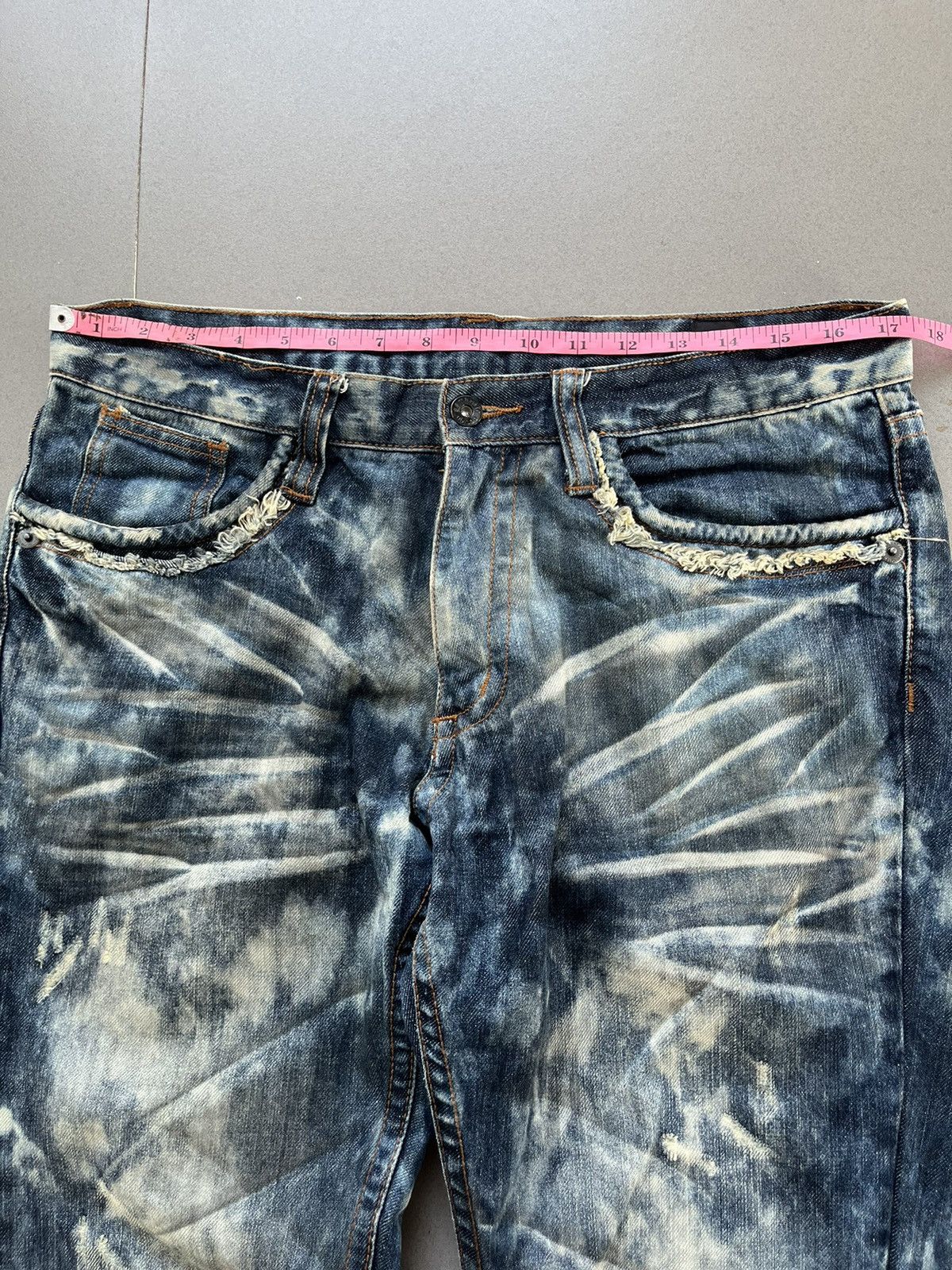 If Six Was Nine SEMANTIC DESIGN JAPANESE DENIM FADED WASHED JEANS Size US 32 / EU 48 - 13 Thumbnail