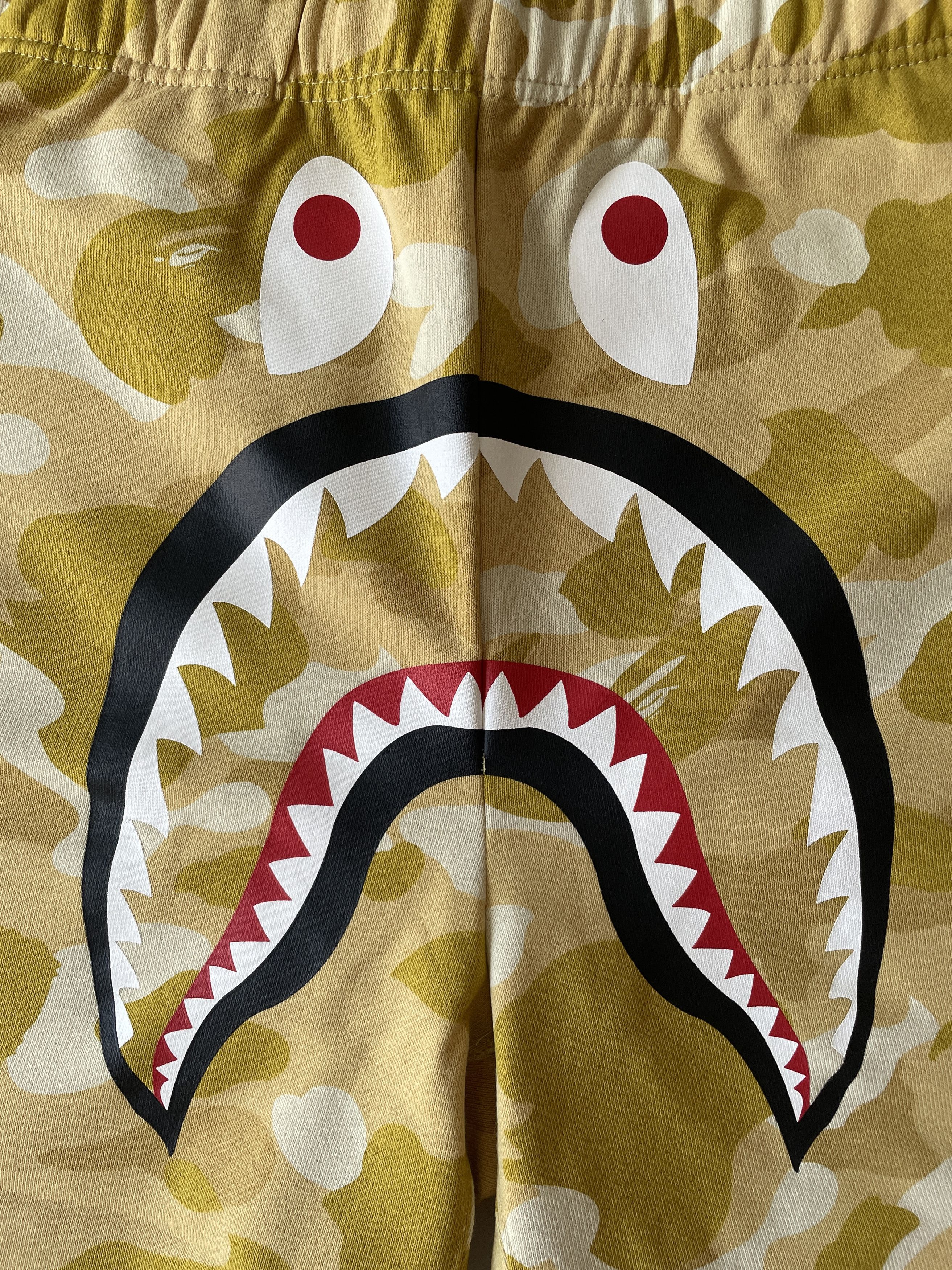 Bape BAPE COLOR CAMO SHARK SWEAT SHORTS Size US 36 / EU 52 - 2 Thumbnail
