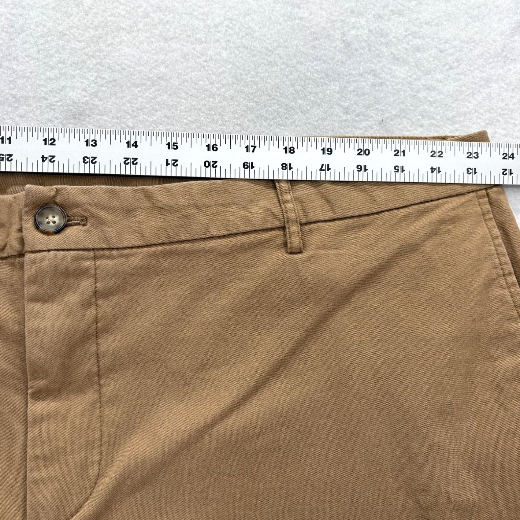 Old Navy Old Navy Pants Built-In Flex Chino Mens 46x32 Brown Athletic Fit Stretch Casual Pants Size US 30 / EU 46 - 6 Thumbnail