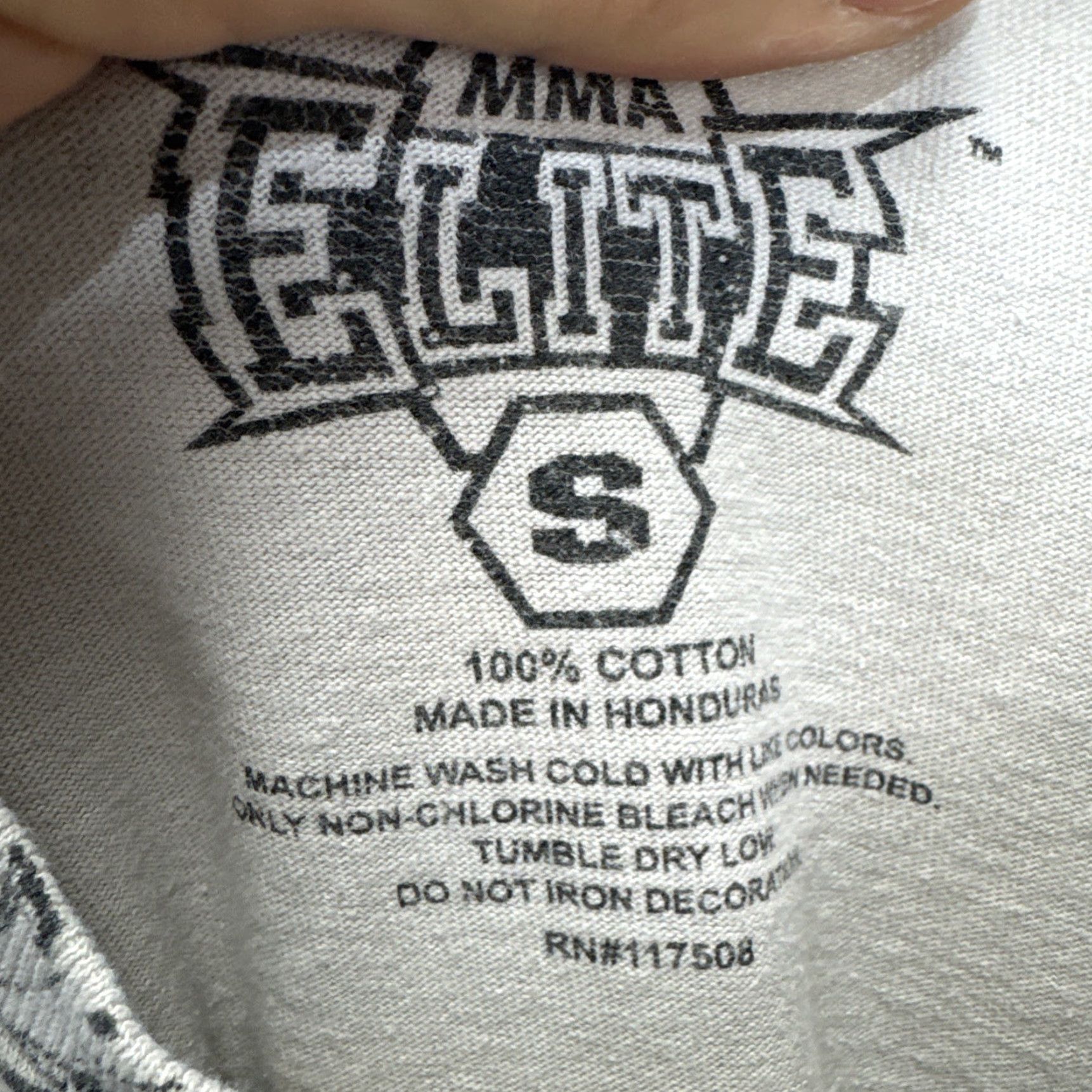 Vintage VINTAGE MMA Elite Graphic T-Shirt Men Small Gray Skull Goth Punk Retro Size US S / EU 44-46 / 1 - 3 Thumbnail