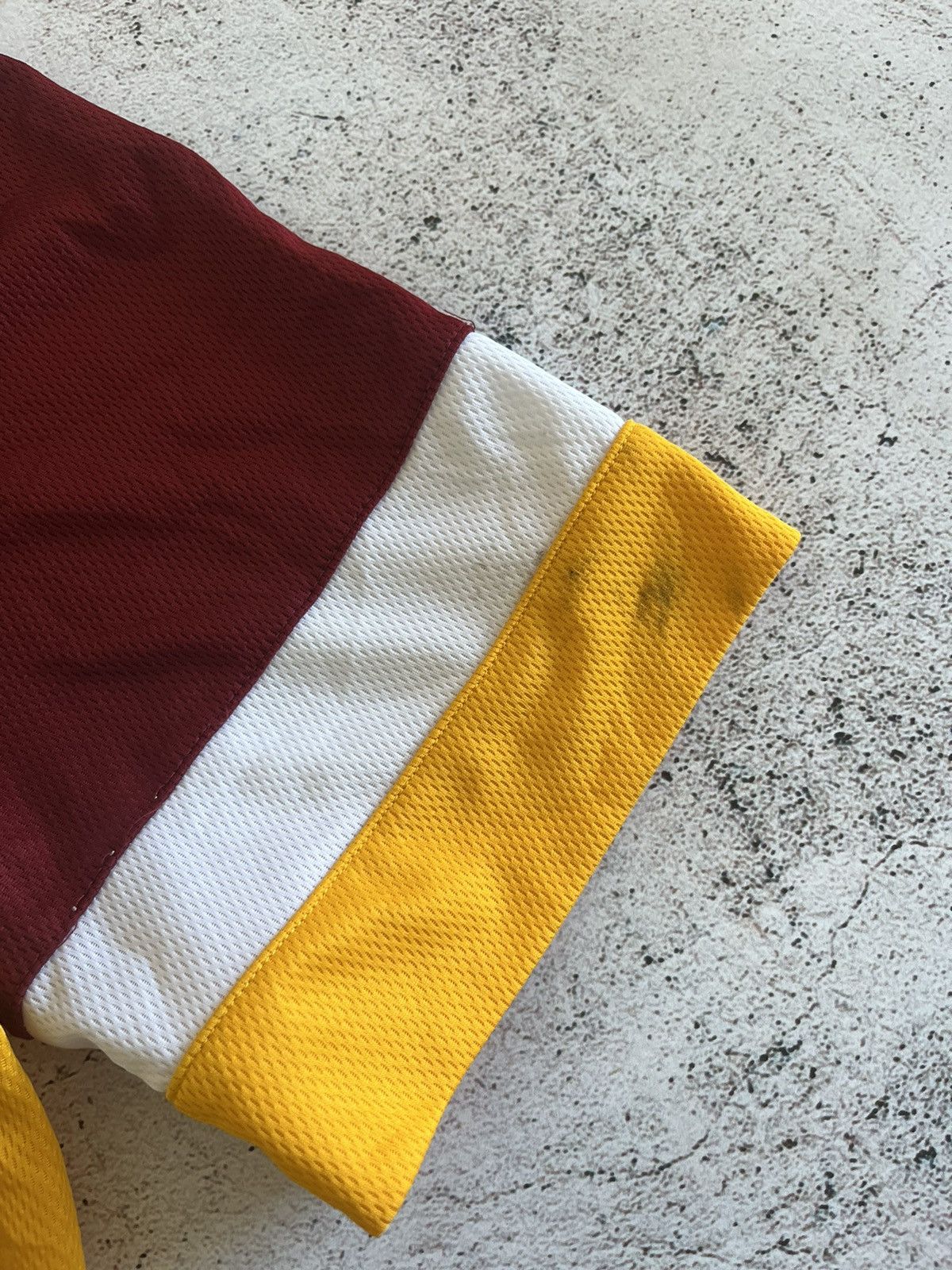 Nike GALATASARAY TURKEY NIKE TRAINING FOOTBALL SHIRT MENS SIZE S Size US S / EU 44-46 / 1 - 4 Thumbnail