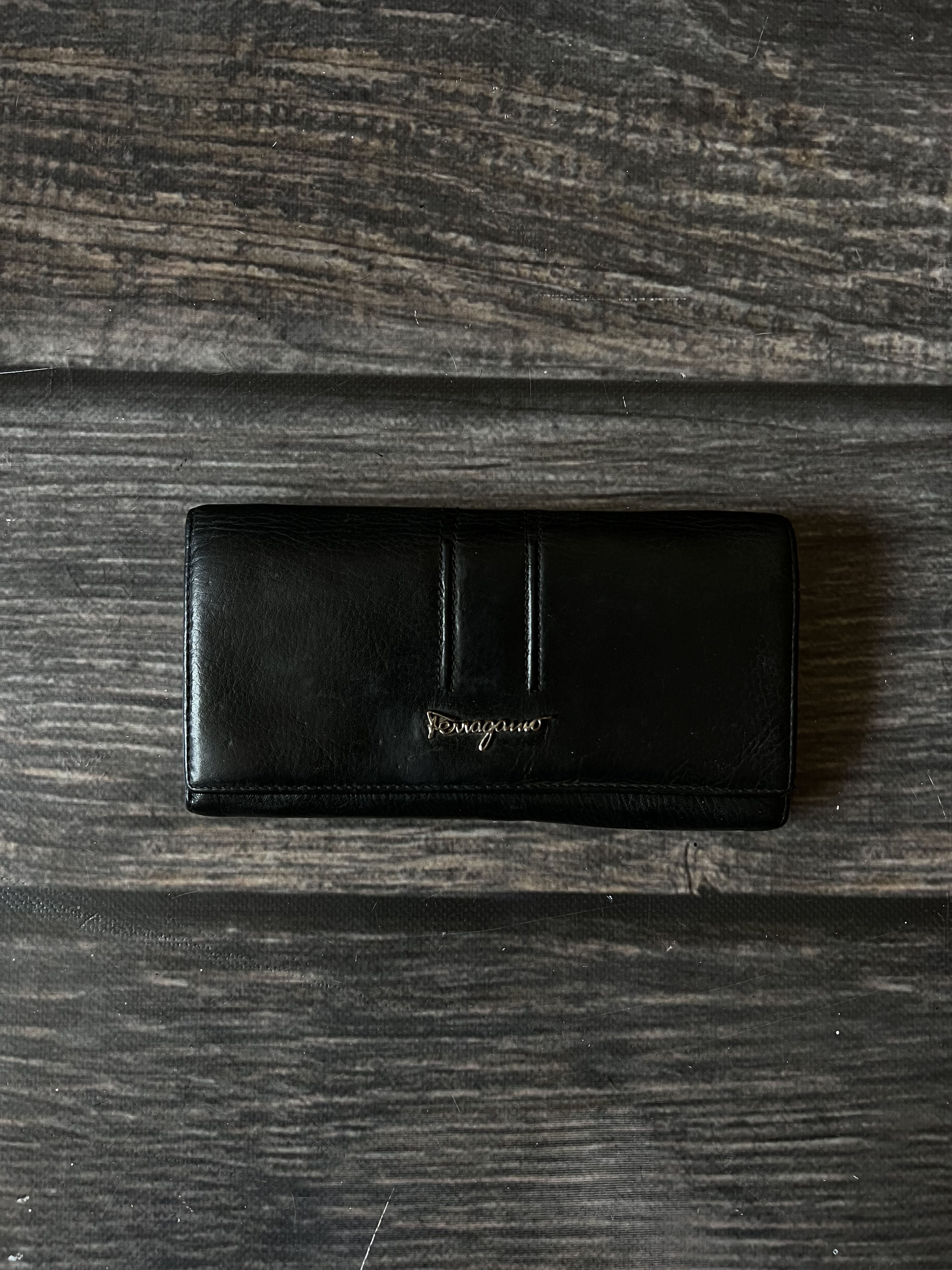 Salvatore Ferragamo Vintage Salvadore Ferragamo Avanr Garde Leather Wallet Size ONE SIZE - 1 Thumbnail