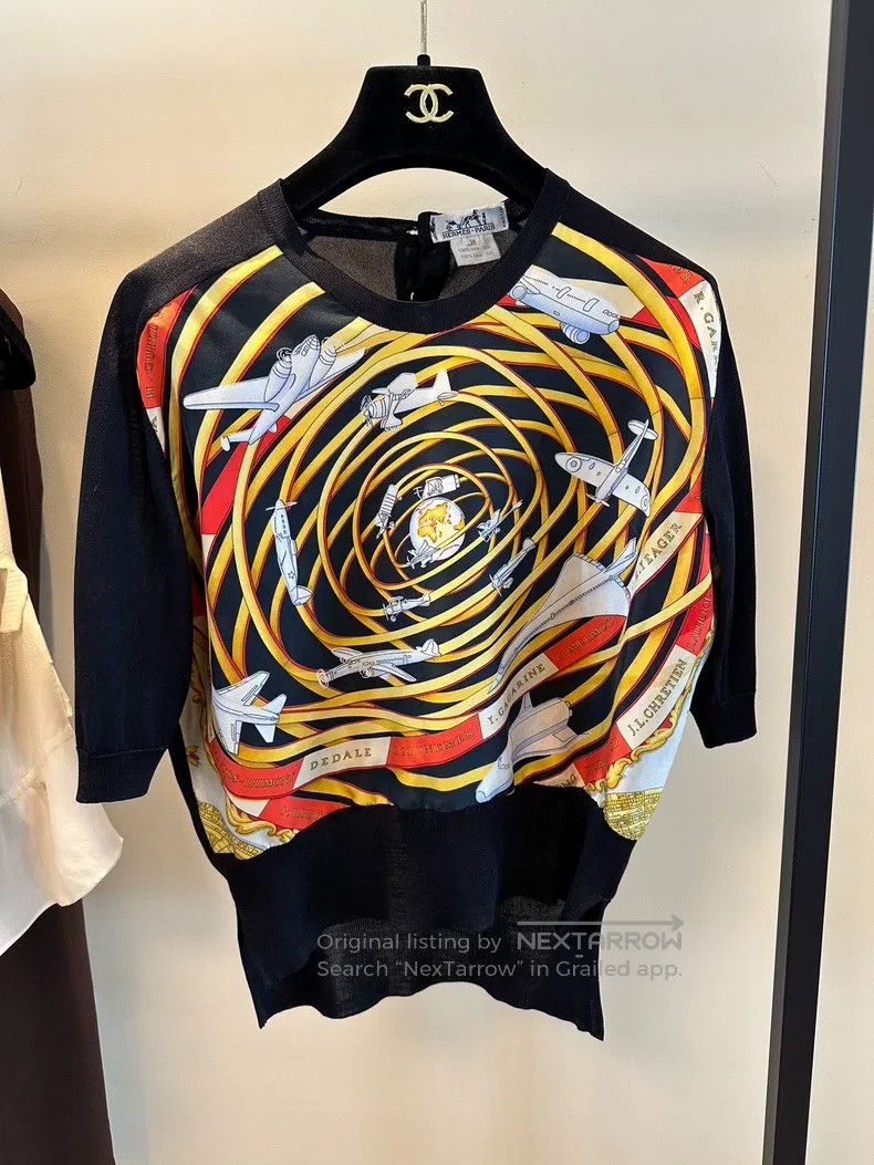 Hermes Hermes 100% silk short sleeves Size XS / US 0-2 / IT 36-38 - 1 Thumbnail