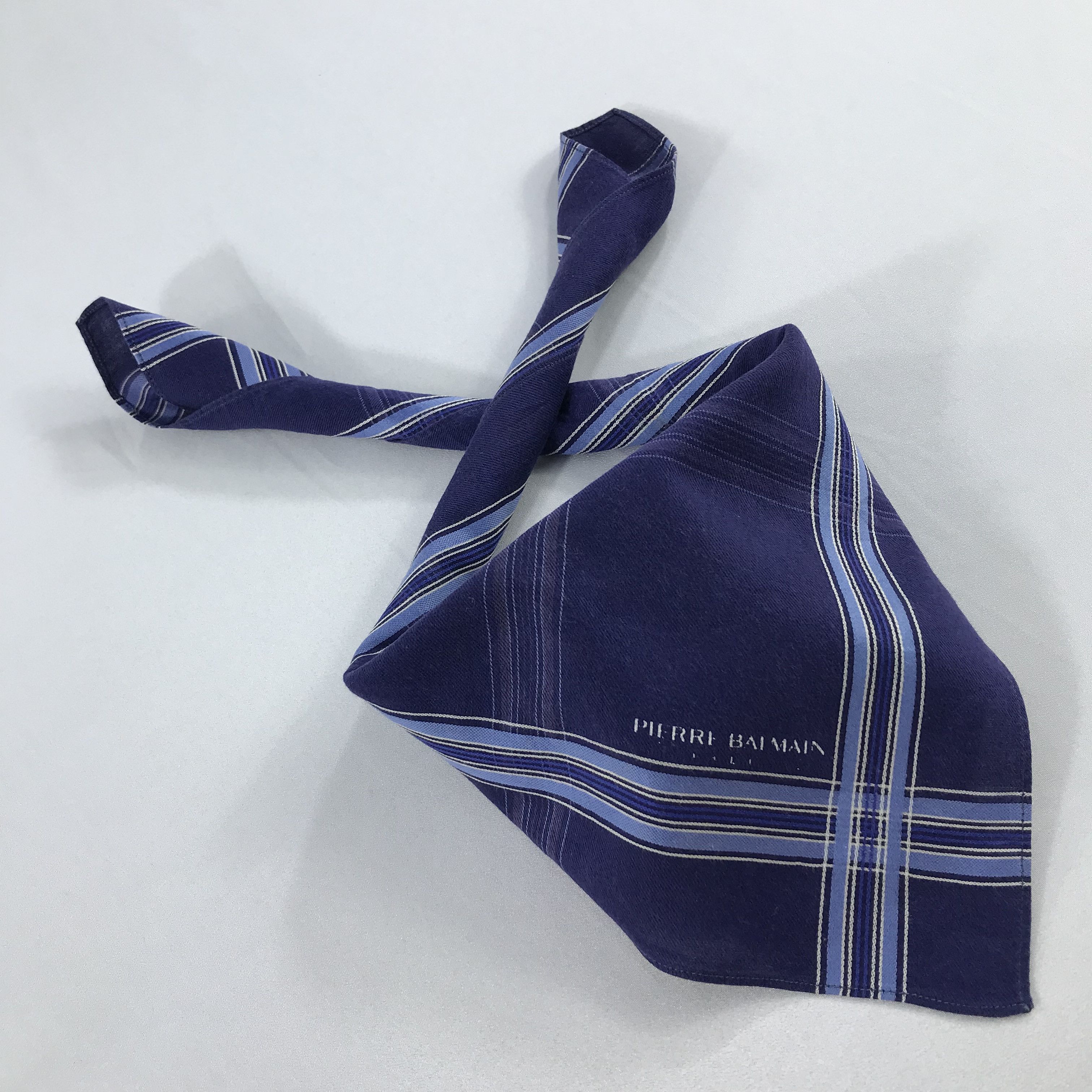 Pierre Balmain × Vintage Pierre Balmain Bandana / Handkerchief / Neckerchief - S2067 Size ONE SIZE - 4 Thumbnail