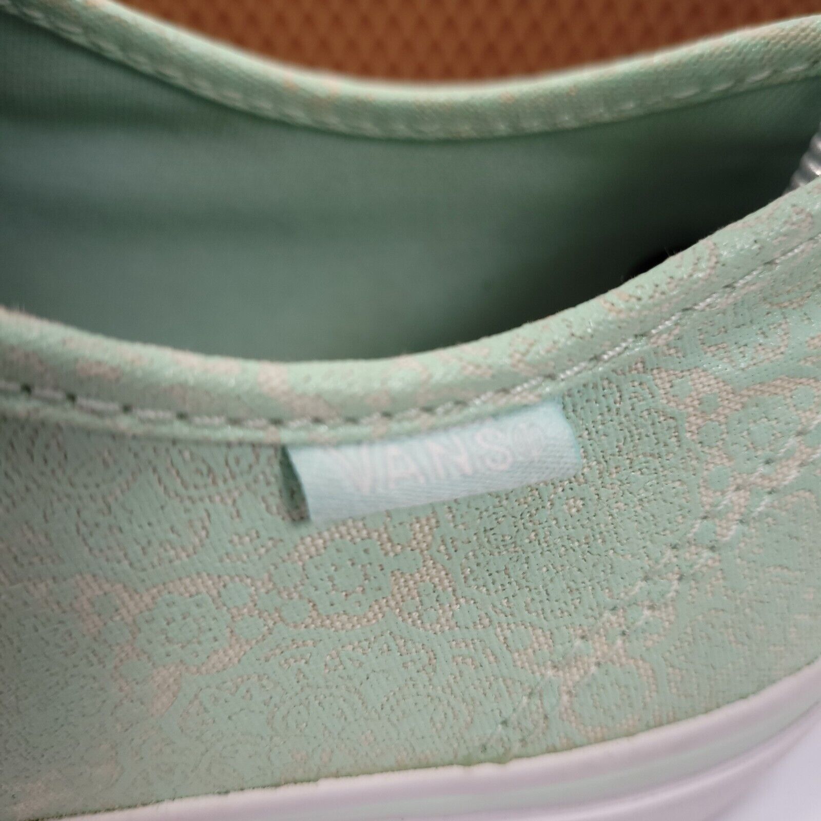 Vans Vans Off the Wall Shoe Womens Size 10 721356 Green White Size US 10 / IT 40 - 8 Thumbnail