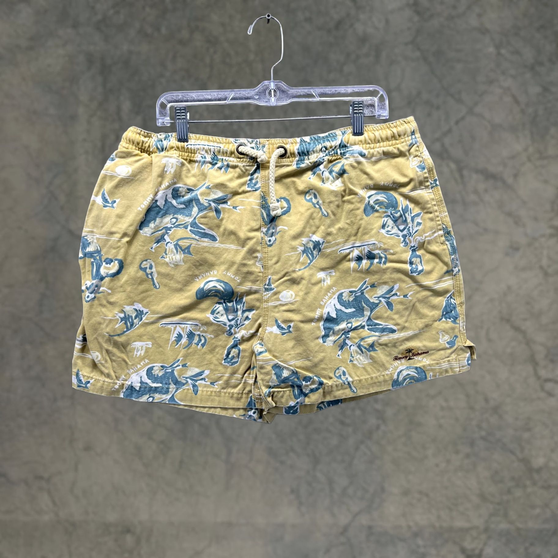 Tommy Bahama Tommy Bahama Swim Trunks Mens Medium Yellow Fish Print Tropical Drawstring Bottom Size ONE SIZE - 1 Thumbnail