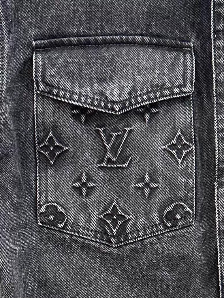 Louis Vuitton LV Men's Black Wash Denim Jacket Monogram Emboss L Size US L / EU 52-54 / 3 - 5 Thumbnail