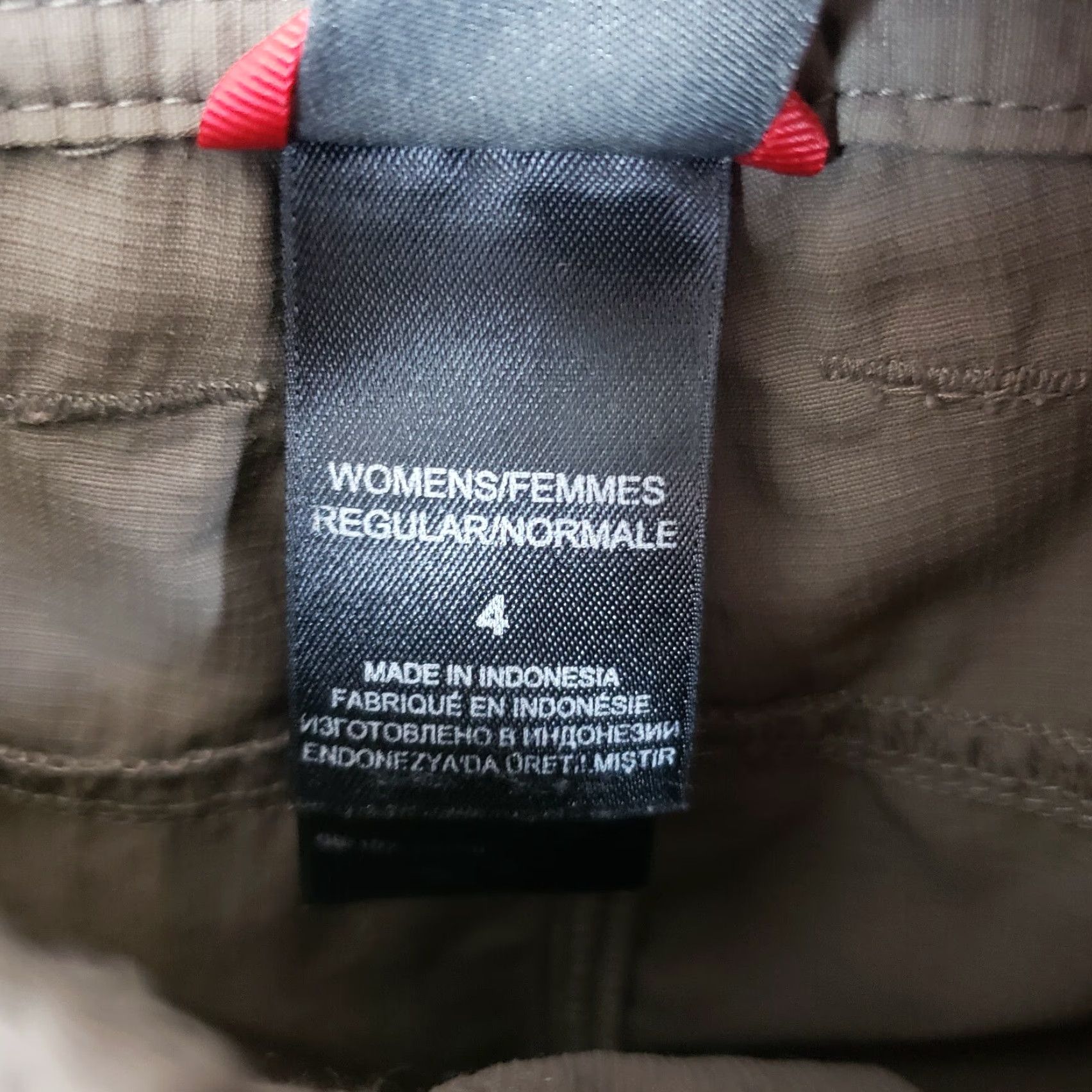 The North Face North Face Womens Capri Pants Sz 4 Nylon Gray Low Rise Capris Casual Womens Size 4 Gray Capri Nylon Size 27" / US 4 / IT 40 - 4 Thumbnail