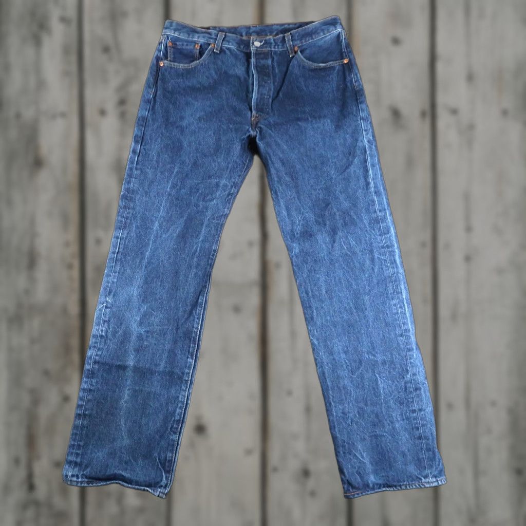Levi's VINTAGE Levi's 501 Jeans Straight Denim Blue 501 Series 38x/38x36 Men Regular 5-Pocket Belt Loops Button Size US 38 / EU 54 - 1 Thumbnail