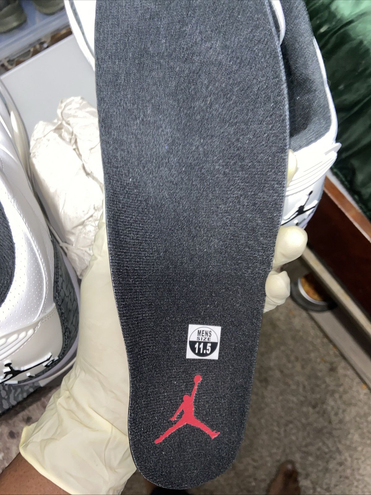 Jordan Brand Air Jordan 3 Retro 'Cement Grey' Size 11.5 Size US 11.5 / EU 44-45 - 16 Thumbnail
